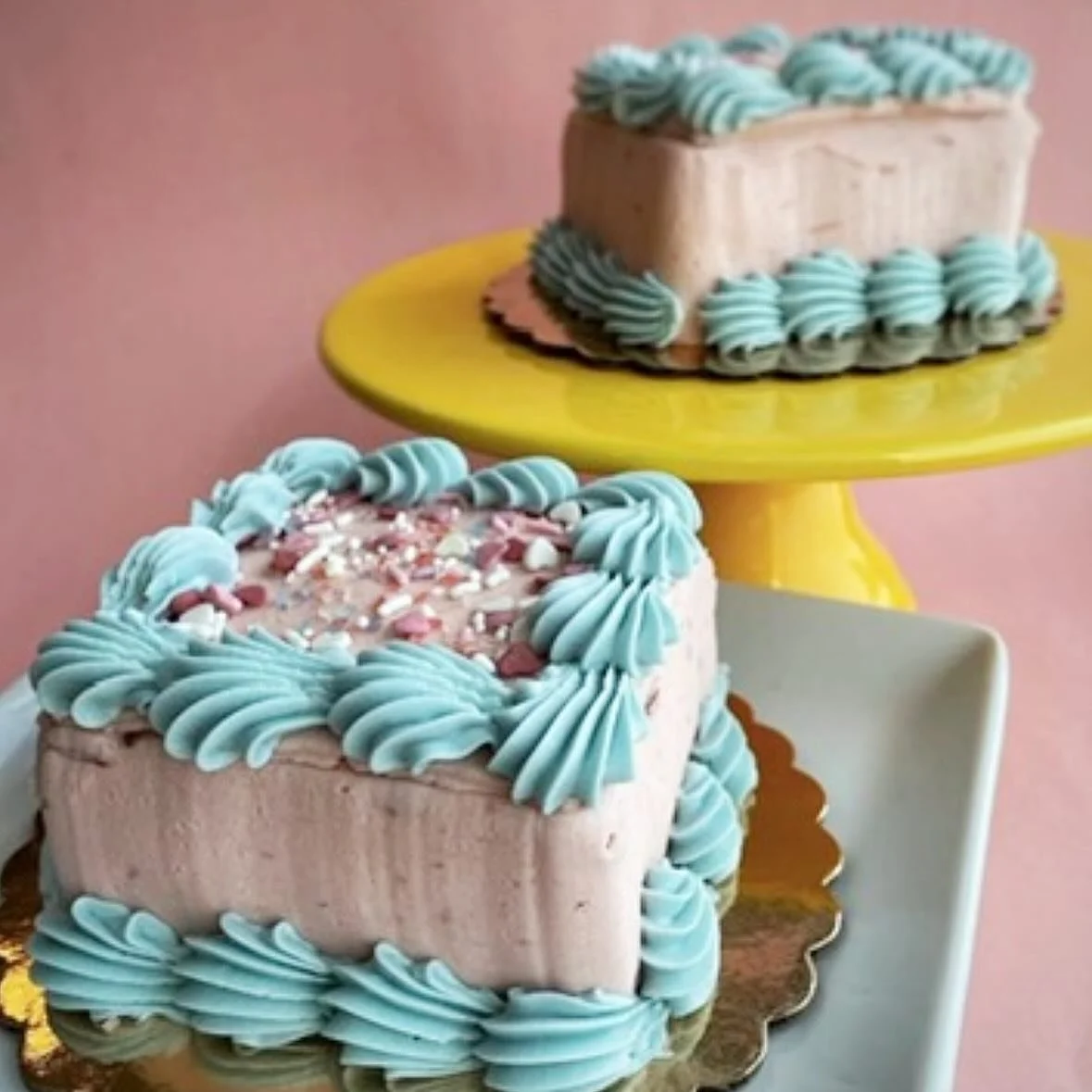 Treat yourself or your sweetheart to our adorable cakes for two or rich dark chocolate pies! ❤️ Available for walk-in orders.