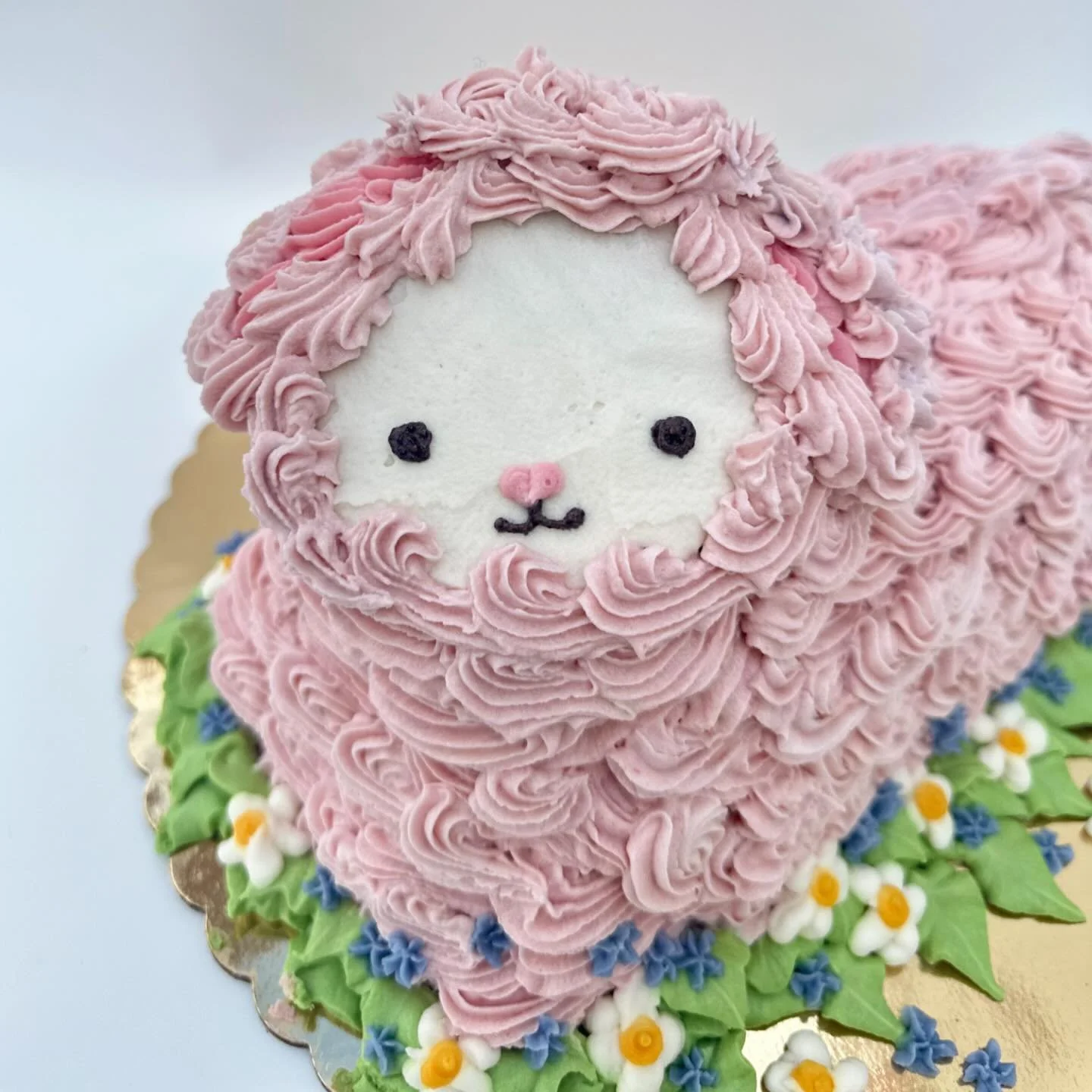 Today is the last day to pre-order from our holiday menu for this weekend. Visit our website to place your order. 🐰🥕