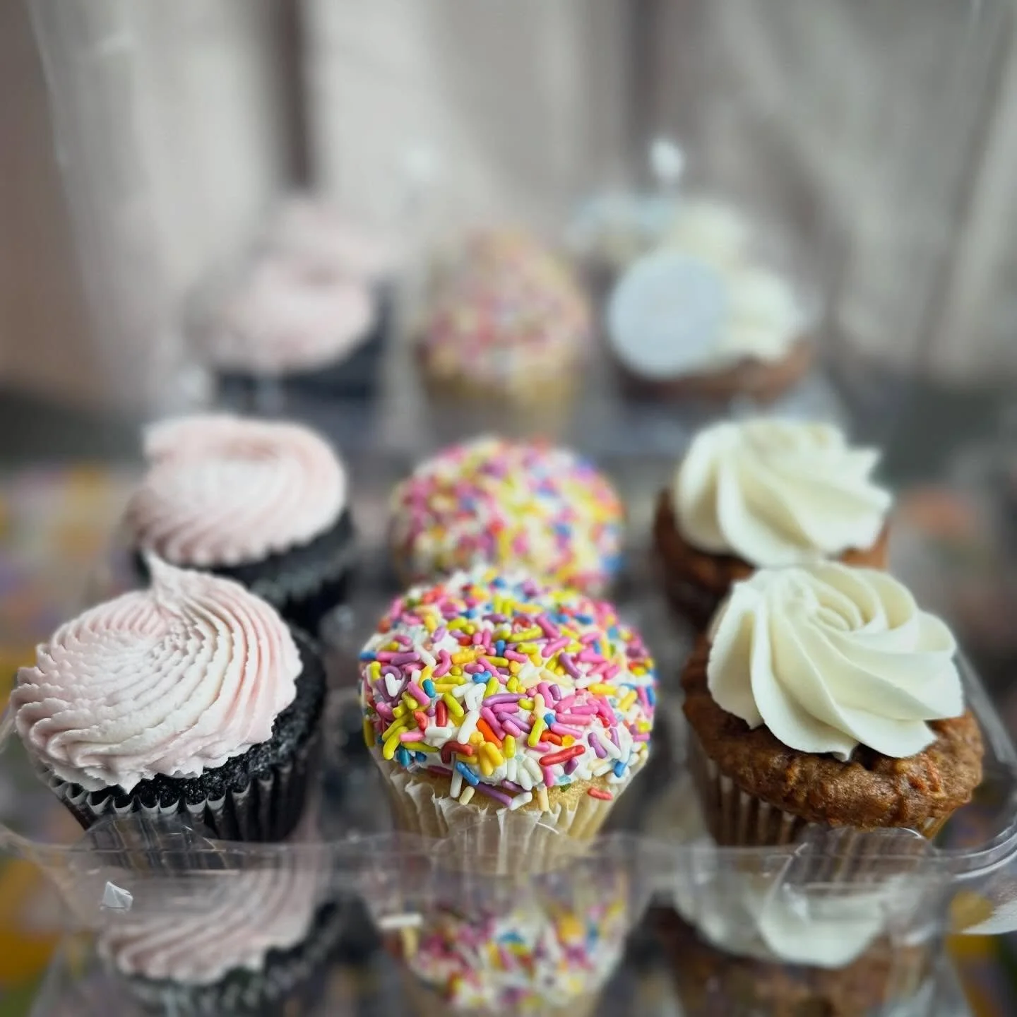 6 packs of our delicious to-go cupcakes are available this week while supplies last on our holiday table. No holds on these! Comes in regular and gluten-free options with chocolate strawberry, carrot cream cheese and vanilla sprinkle flavors.