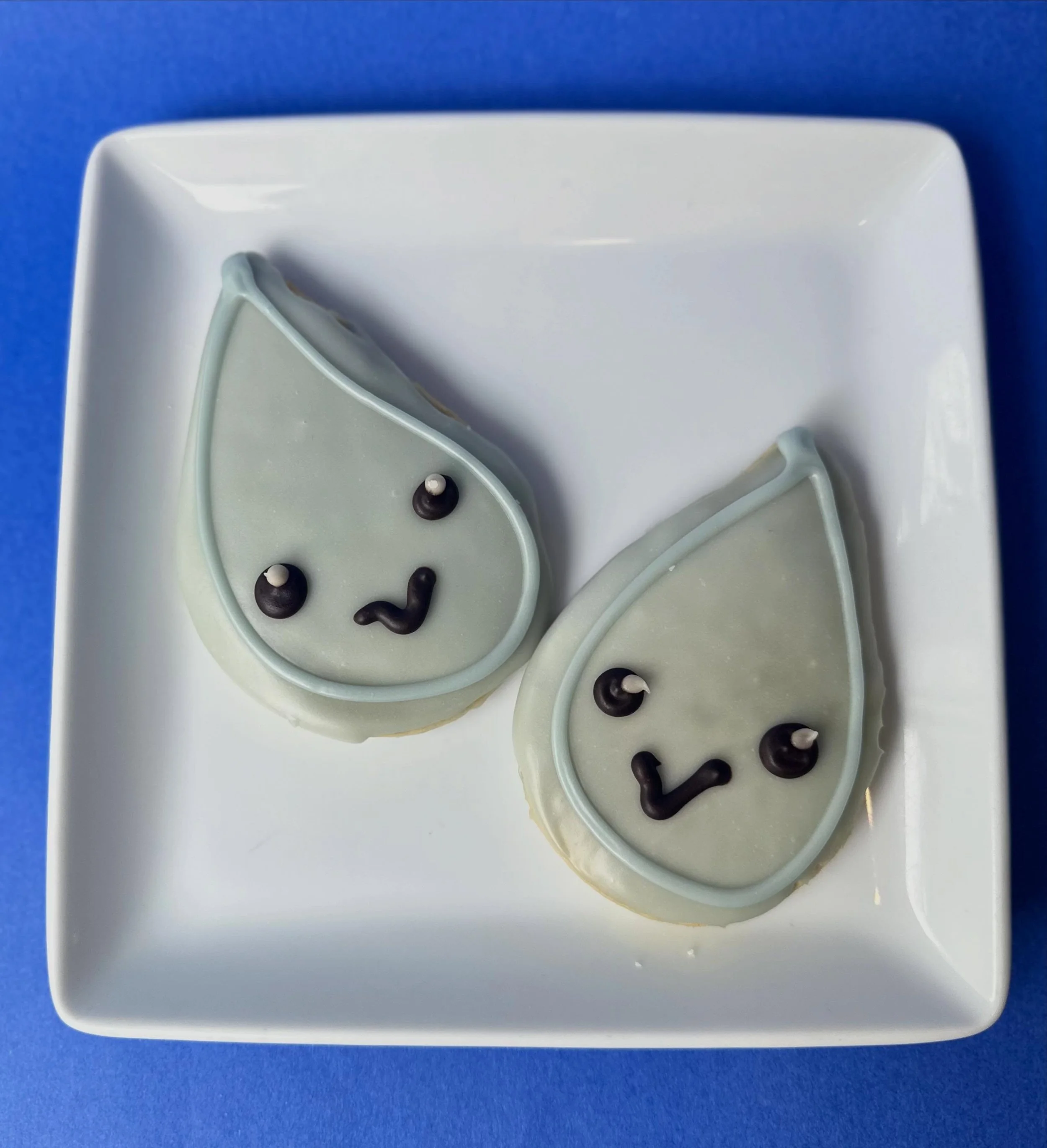 Has the rain got you down? 🌧️ Pick up a raindrop cut-out cookie or order for delivery on DoorDash for a little sweetness today. Link in our bio.