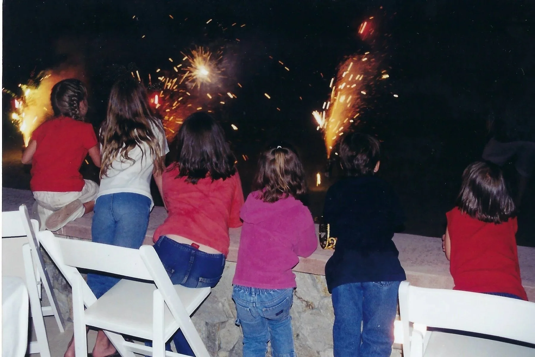 kids4thfireworks.jpg