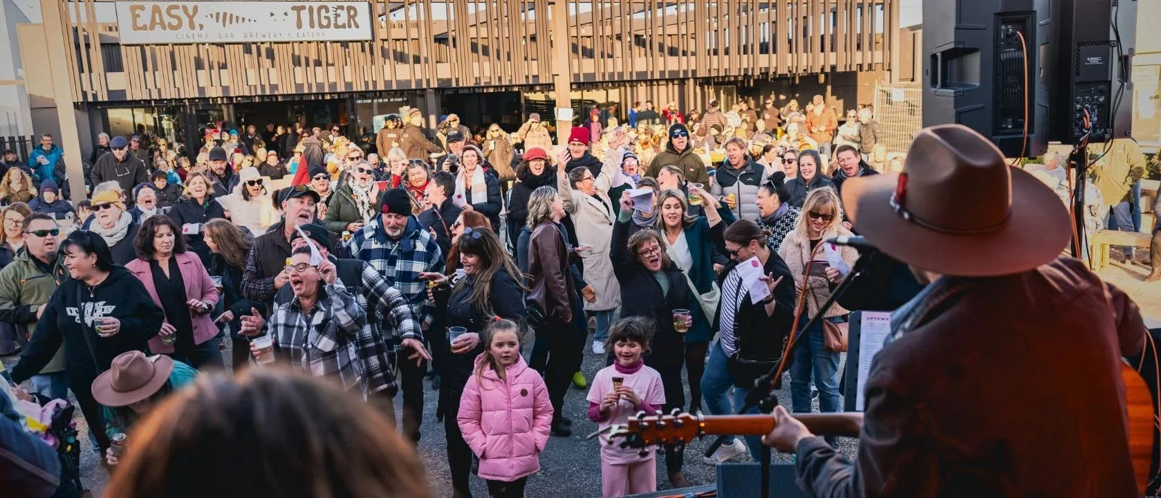 Country Pub Chorus: The Wolfe Brothers