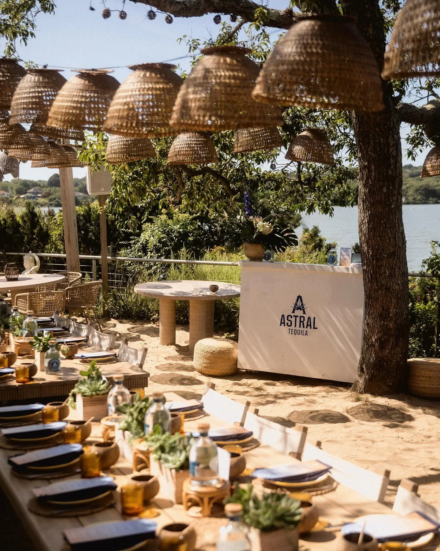 Astral x The Sculpt Society at The Surf Lodge, Montauk

September 2024

Labor Day weekend fitness class and brunch, including set design and build, floral, custom margarita fountains and coconut cups, ice cream cart, brunch decor and tabletop, and ba