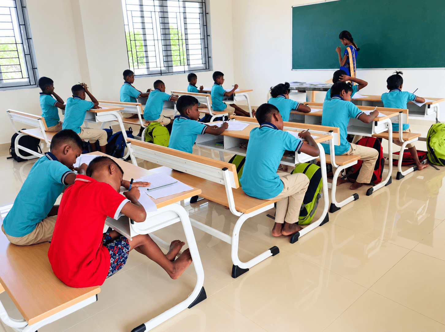 Bright Modern Classroom Lesson (1).png