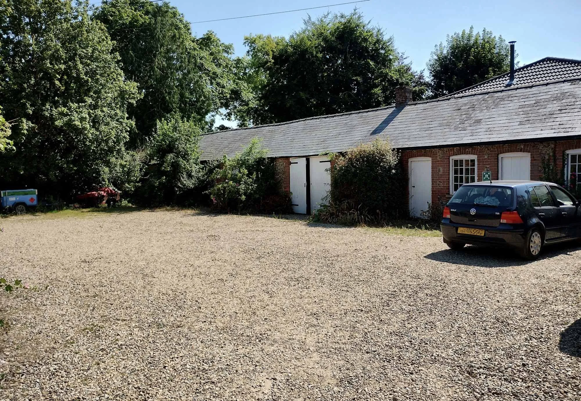 Residental gravel car park