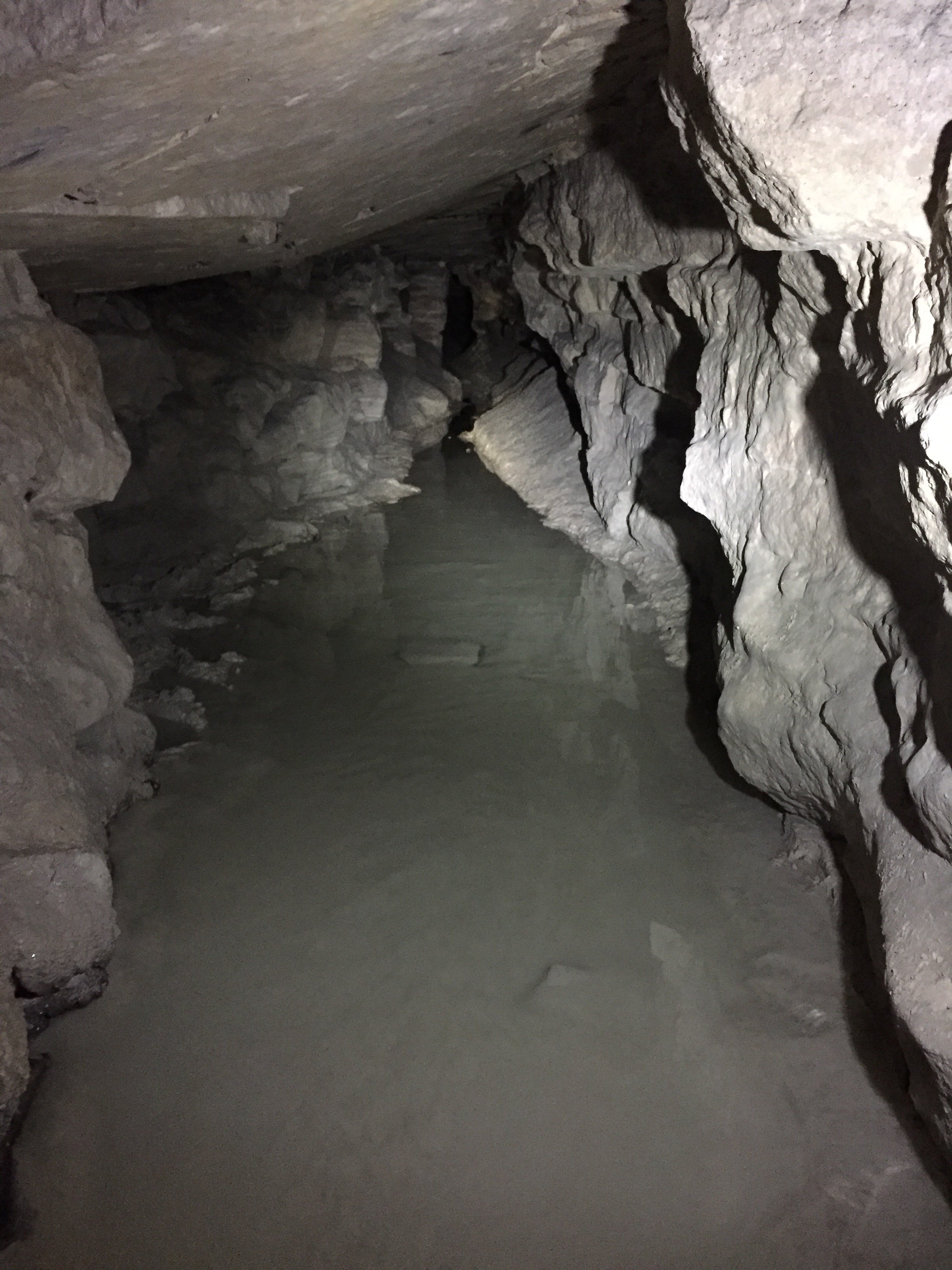 Manque d'oxygène : pourquoi le danger est-il encore plus important dans les espaces confinés et les égouts ?