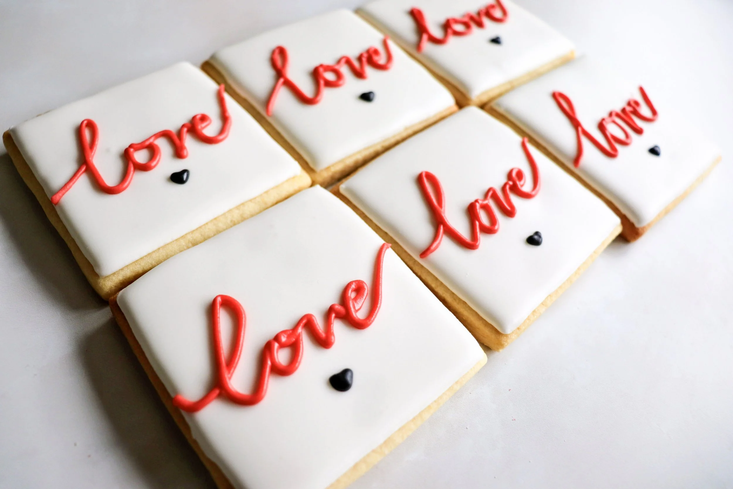 'Love' Sugar Cookie Set
