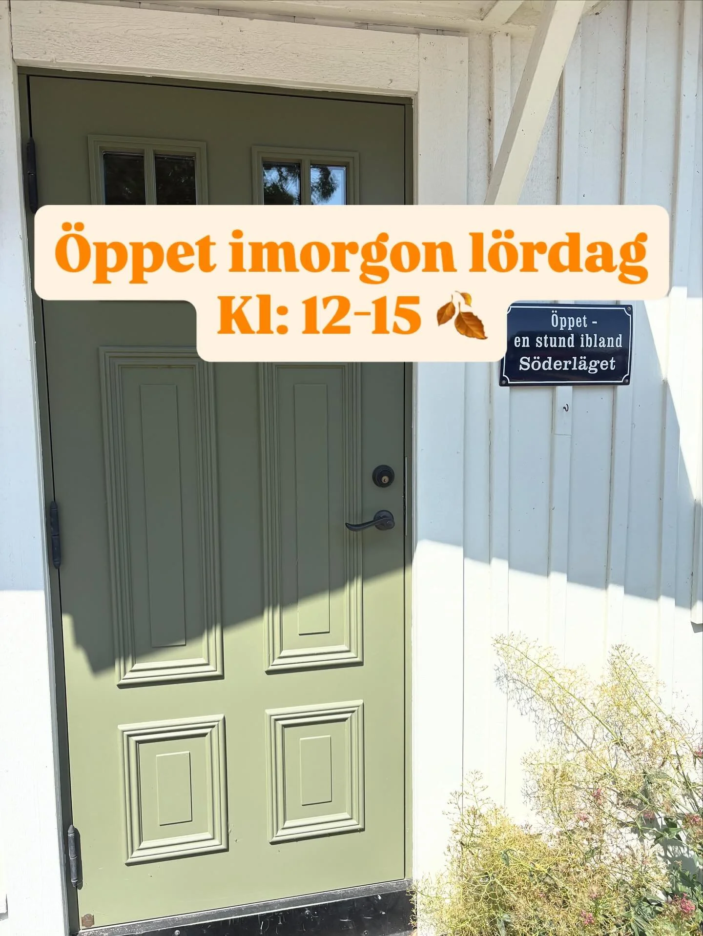 V&auml;dret s&auml;ger ☀️☀️☀️imorgon (l&ouml;rdag), s&aring; d&aring; &ouml;ppnar vi upp d&ouml;rren en stund. Ta en kaffe i h&ouml;stsolen eller kolla in v&aring;rt goda sortiment 😋. Vi har redan f&aring;tt in julkaffe, julmust, skumtomtar, safftan