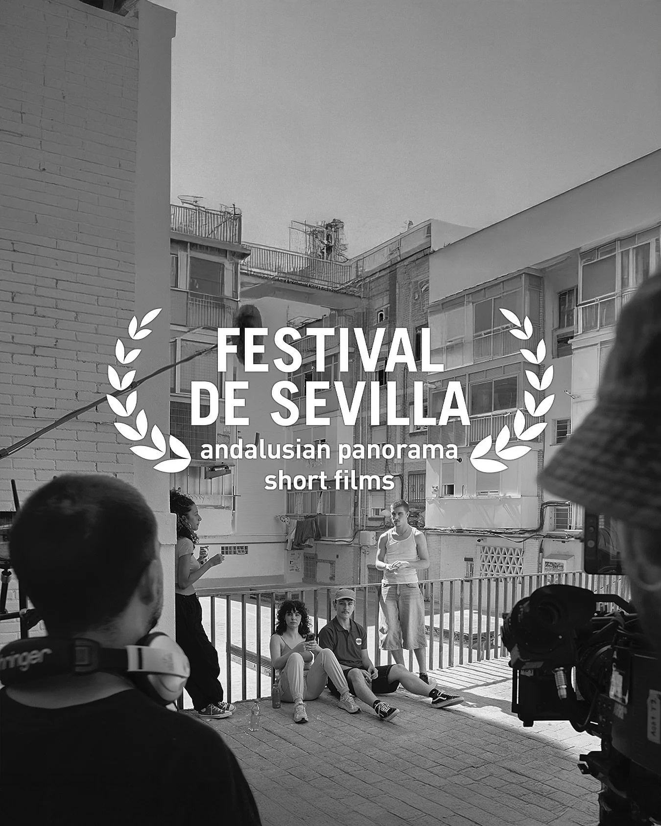 🎯 Festival de Cine Europeo de Sevilla 🎯

El pasado domingo 9 de noviembre nuestro cortometraje De Madrid al cielo, dirigido por Pablo P&eacute;rez ( @unperro_andalu ), tuvo el honor de proyectarse en el Festival de Cine Europeo de Sevilla ( @festiv