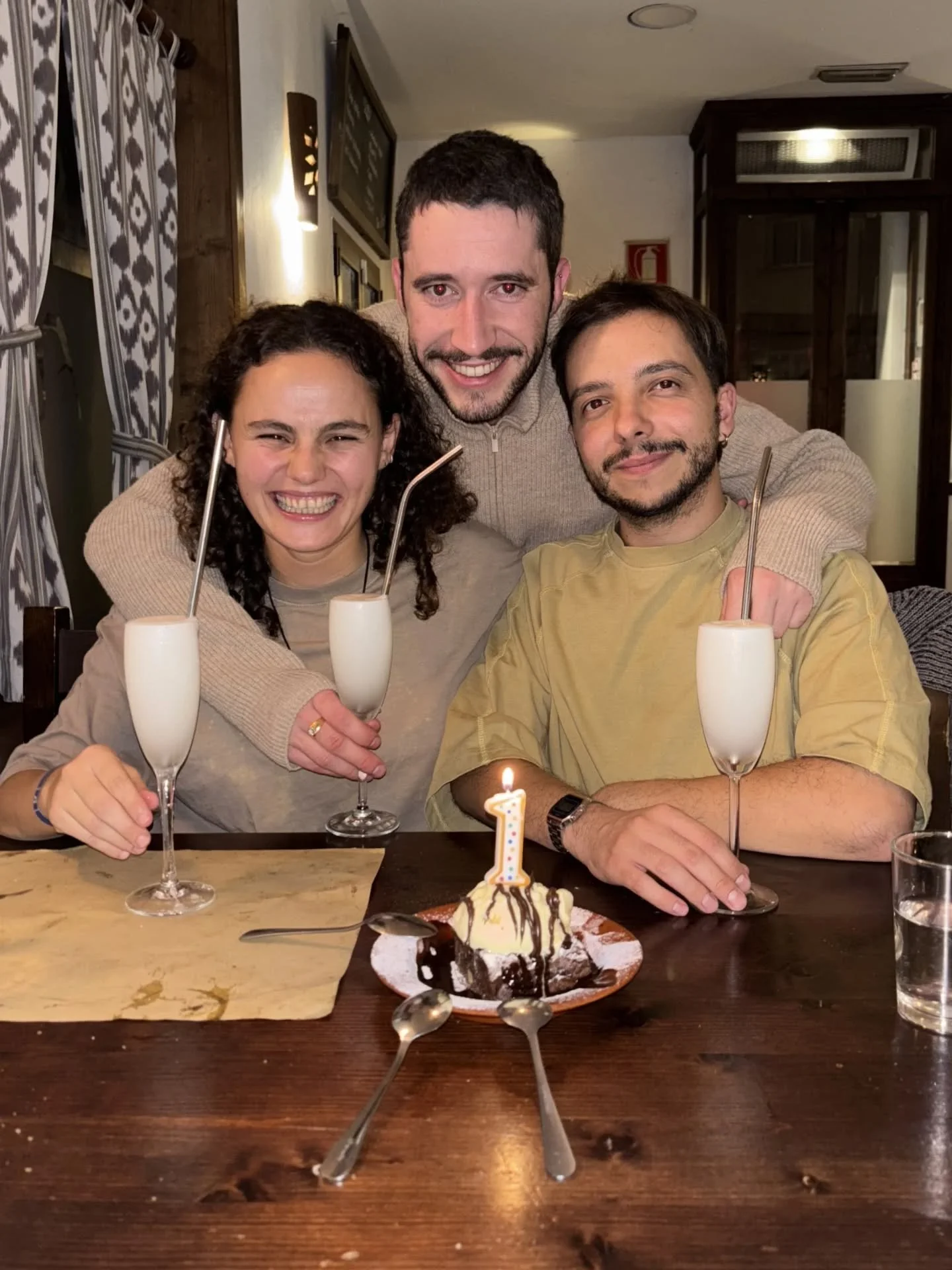 Baldufa ha hecho 1 a&ntilde;ito 🥳 y qu&eacute; a&ntilde;ito... 

Firmamos la constituci&oacute;n en Noviembre de 2024 (osea que t&eacute;cnicamente tenemos un a&ntilde;o y dos meses pero se nos ha hecho bola subir este post por los nervios de contar