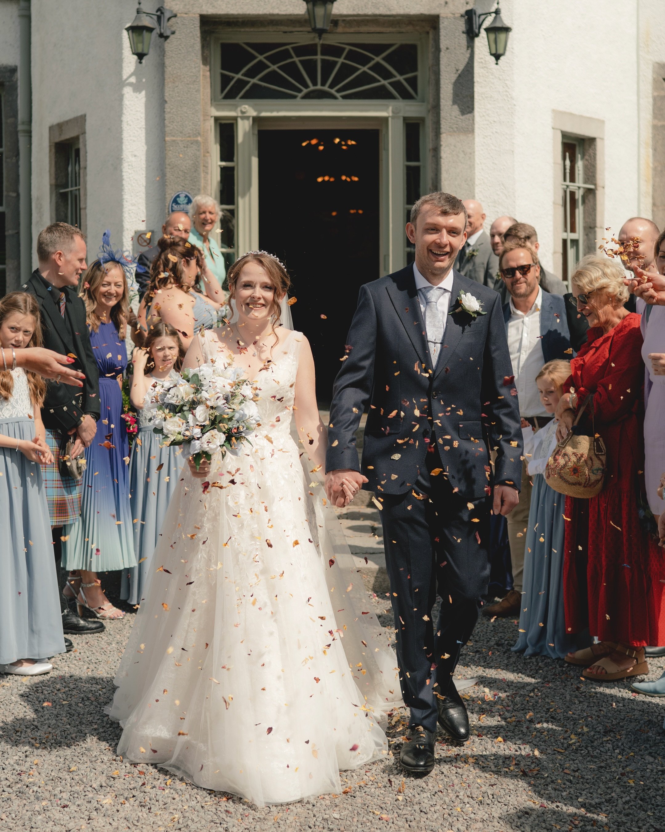 Gaynor &amp; Josh ✨❤️ 04.07.26
.
.
.
.
Supplier team: 
✦
.
.
Photographer: @markleithphoto
Venue: @banchorylodge 
Catering: @banchorylodge 
Makeup: @makeupby.elliemorrison 
Hair: @hyland_hair 
Bouquet: @flemingsfloristsundrive 
Floral arch: @thistle_