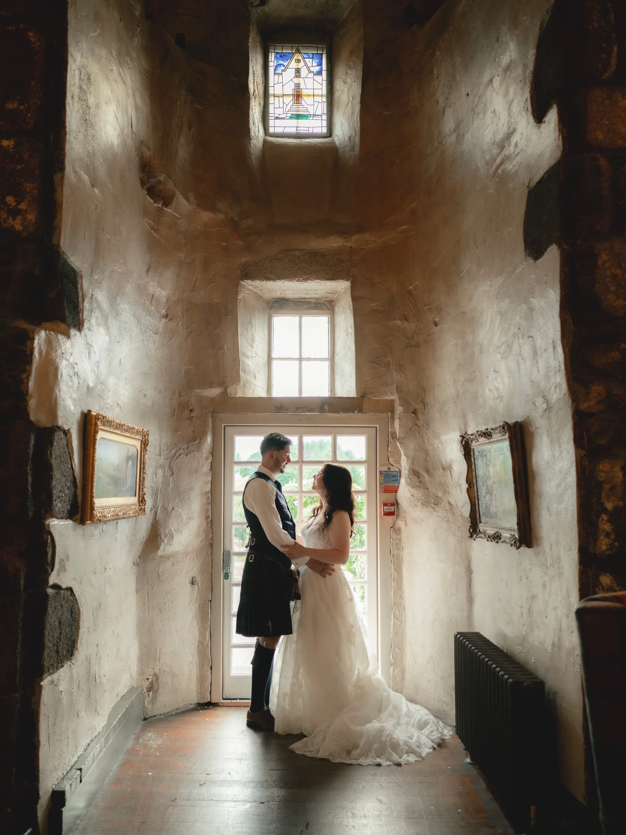 Robin &amp; Kelly ✨ 23.08.26 
.
A beautiful day full of so much love! 
.
.
.
Supplier team: 
✦
.
.
Photographer: @markleithphoto
Venue: @maryculter.house 
Catering: @maryculter.house 
Hair: @haircreatedbycourtney 
Bouquet: @dried_flowers_uk 
Floral a