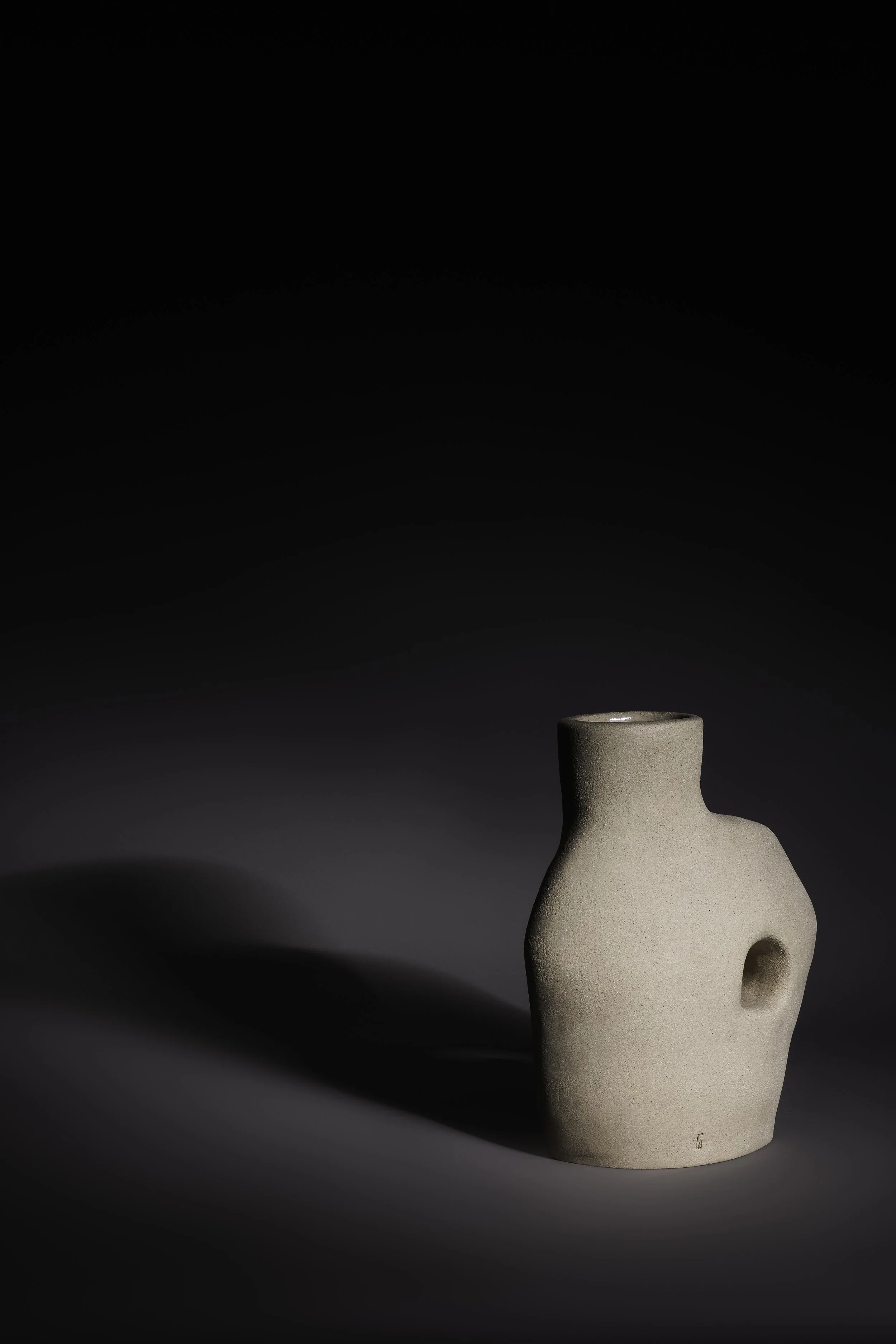 Silhouette Vase 02 - The Tunnel Series