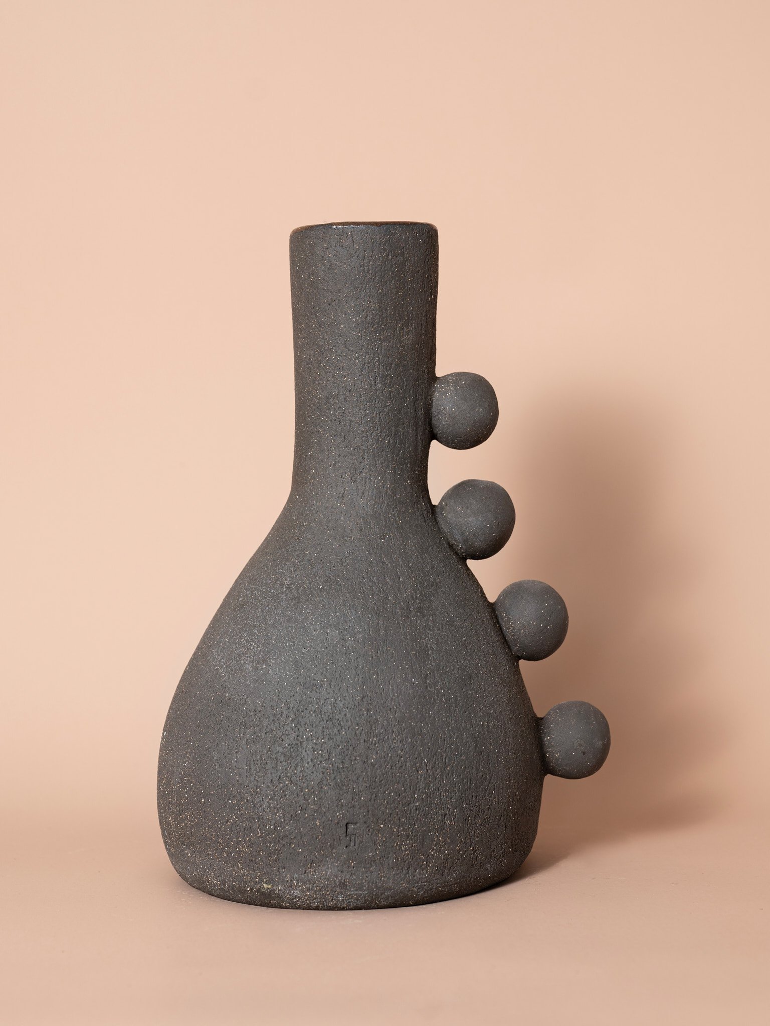 Form Vase 07