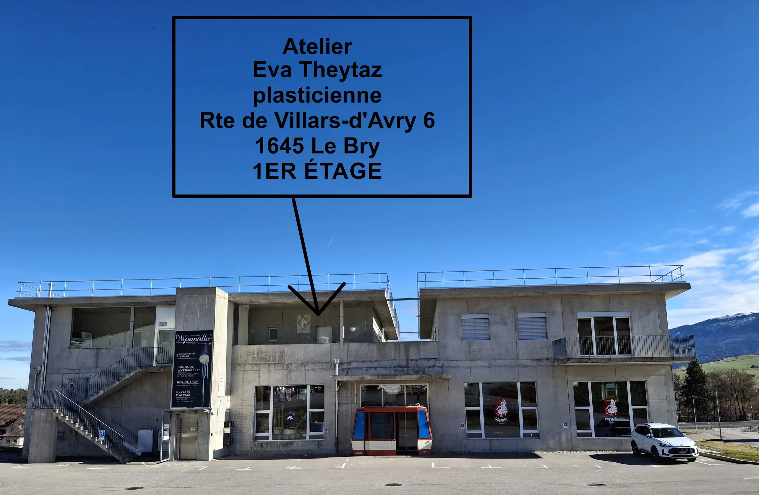 photo atelier et situation.jpg