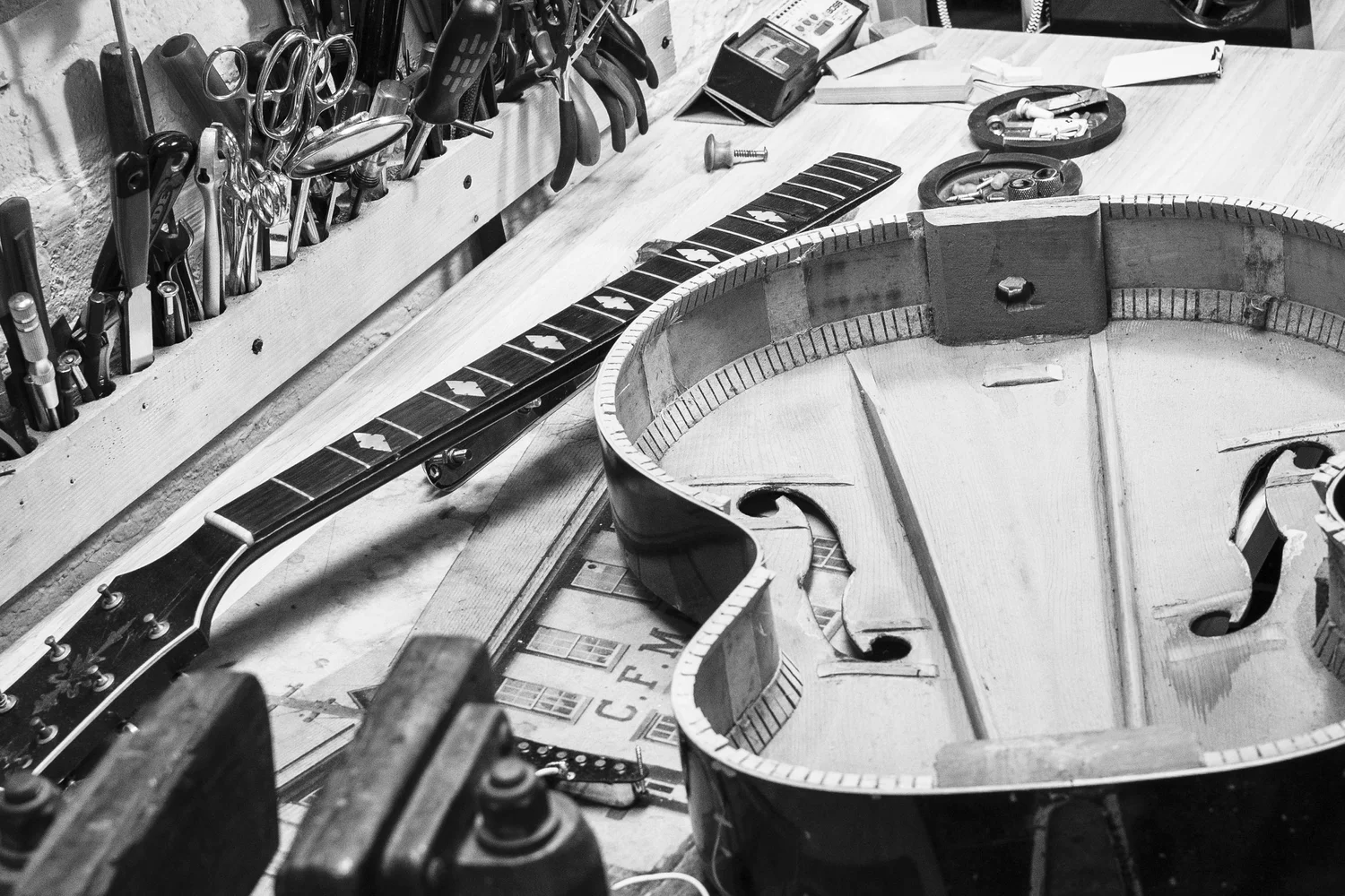 Neal Winkowski Guitar Repair & Restoration shop photo