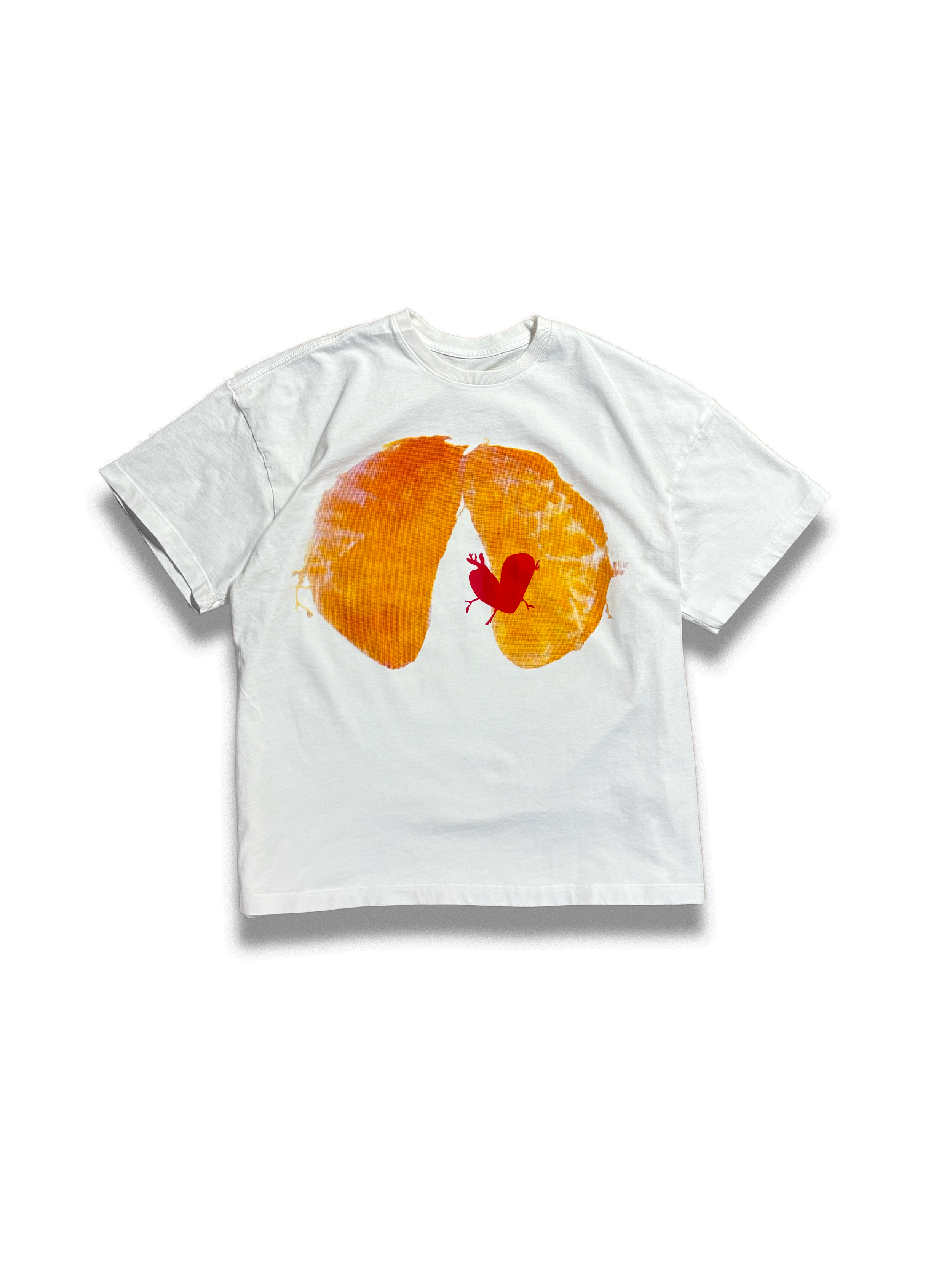 Fruit lungs, oversized white tee