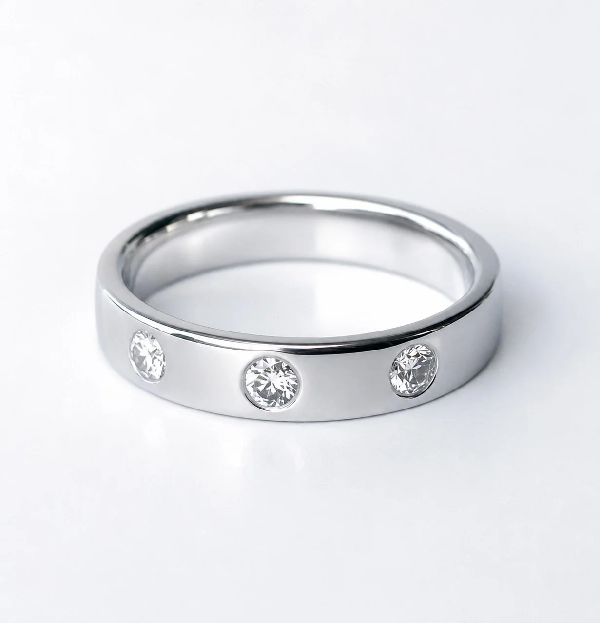Fehérarany jegygyűrű moissanite kövekkel
