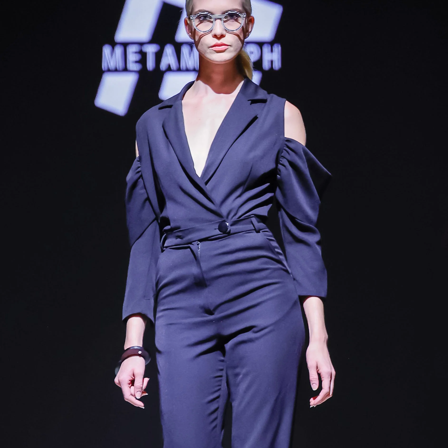 Flow karkötő Thinwood bemutatón a Vienna Fashion Week-en