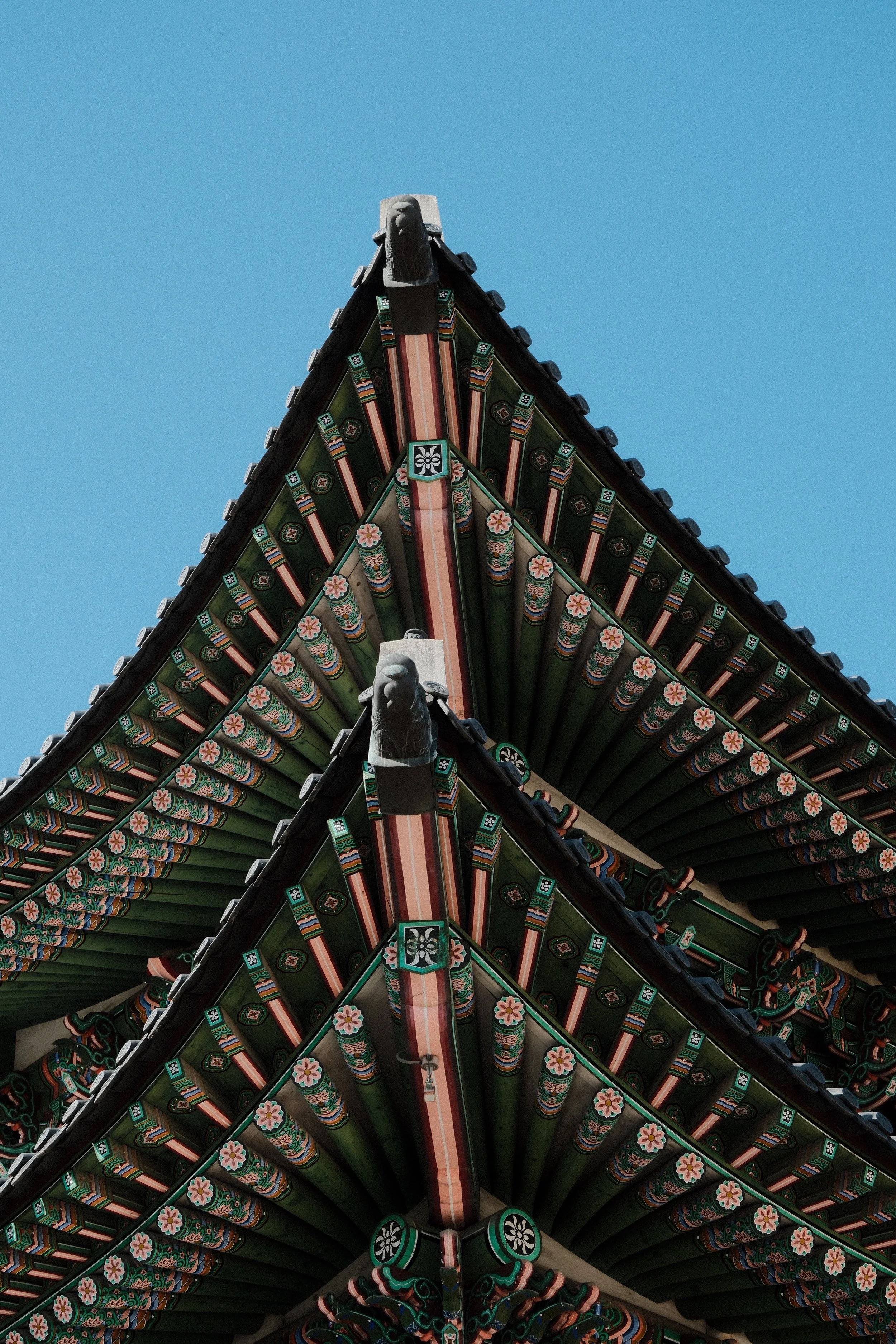 Intricate details of the Joseon style buildings at Gyeongbokgung