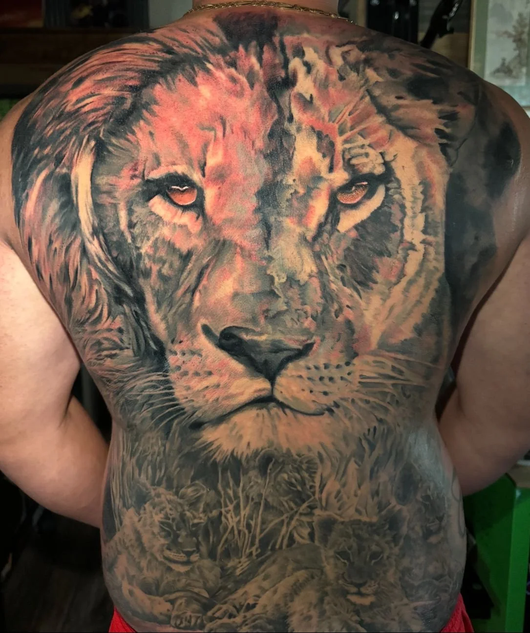 lion back tattoo