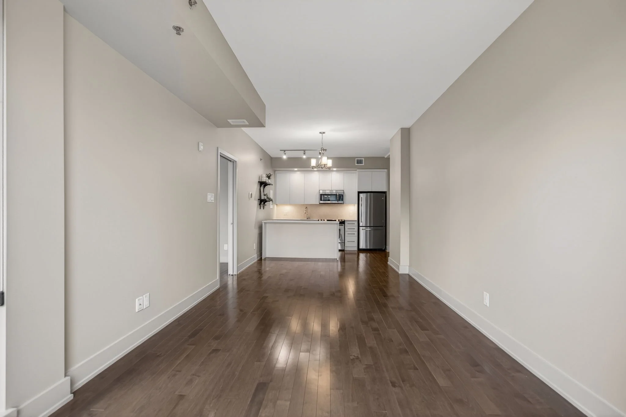 15-web-or-mls-108-richmond-rd-507.jpg