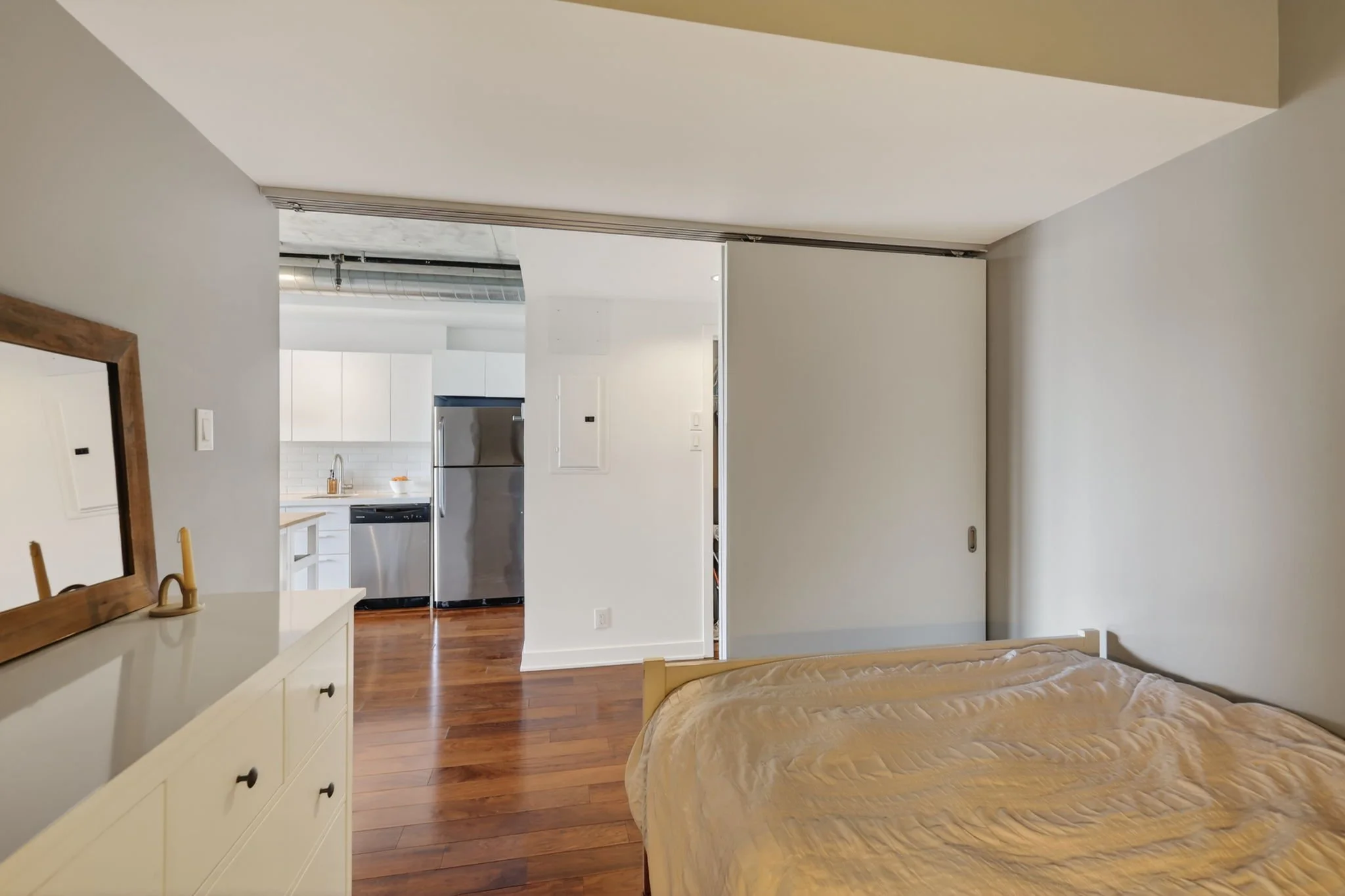 33-web-or-mls-360-mcleod-st.jpg