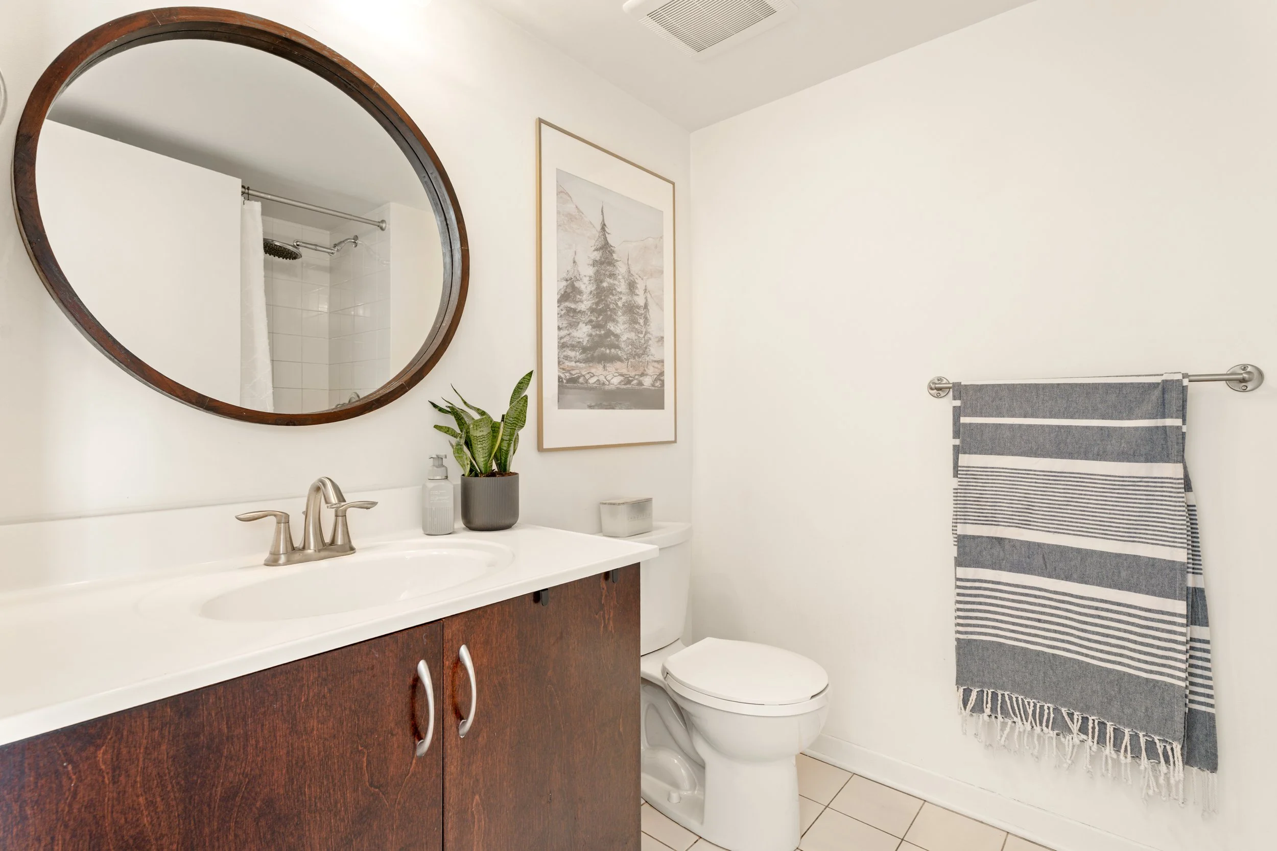 2-4SherbrookeAve-27.jpg
