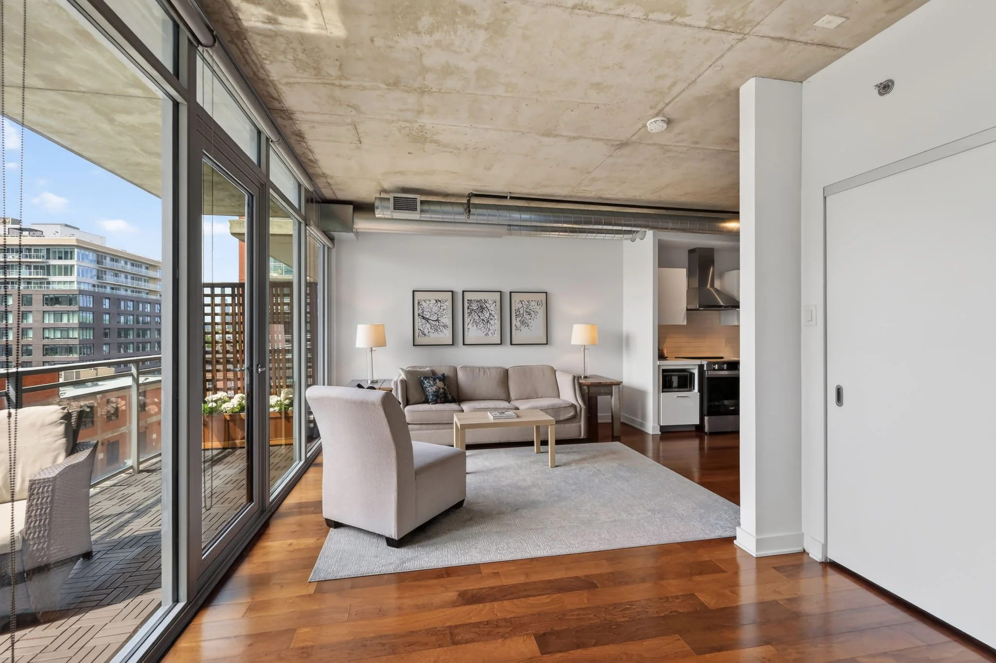 27-web-or-mls-360-mcleod-st.jpg