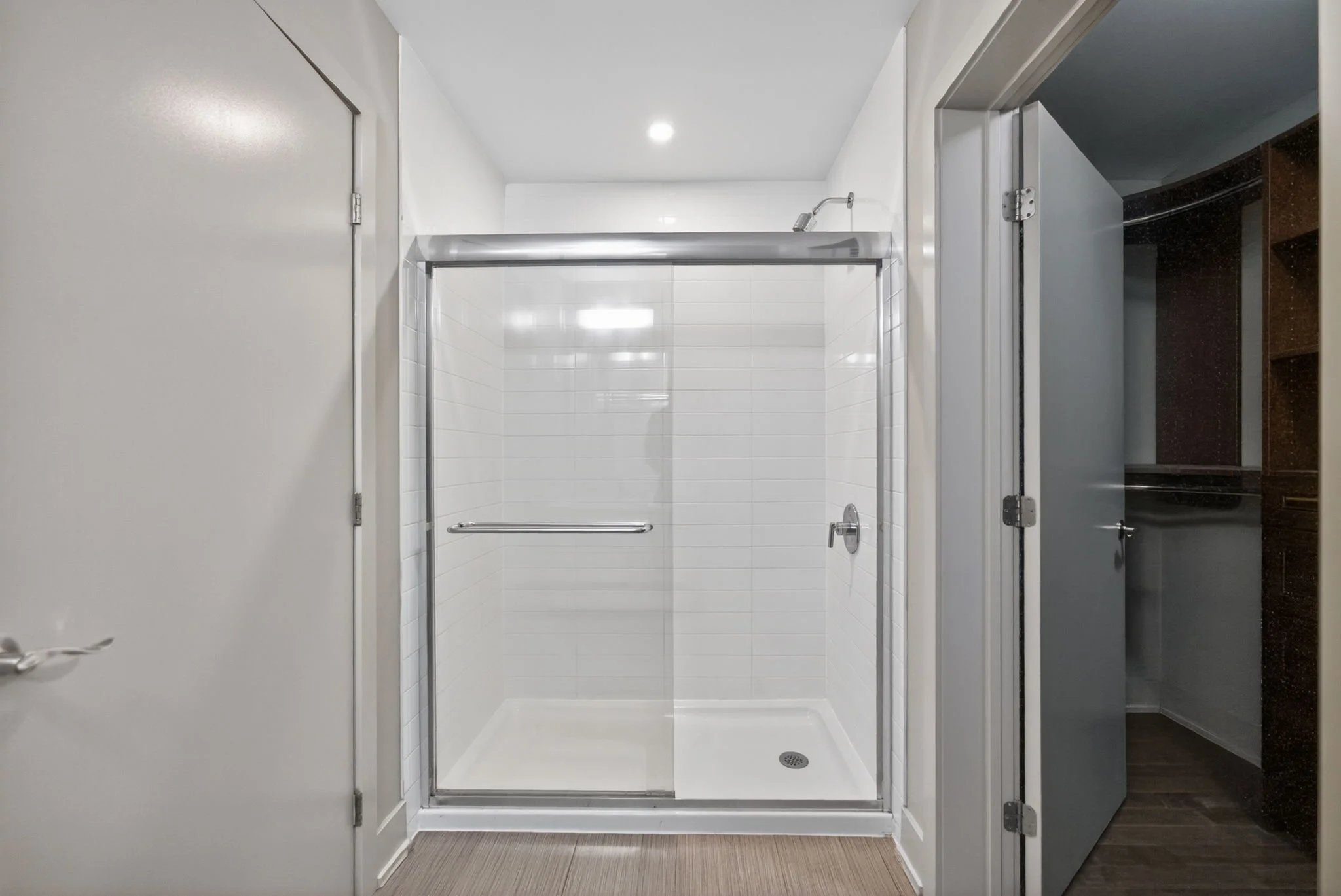27-web-or-mls-108-richmond-rd-507.jpg