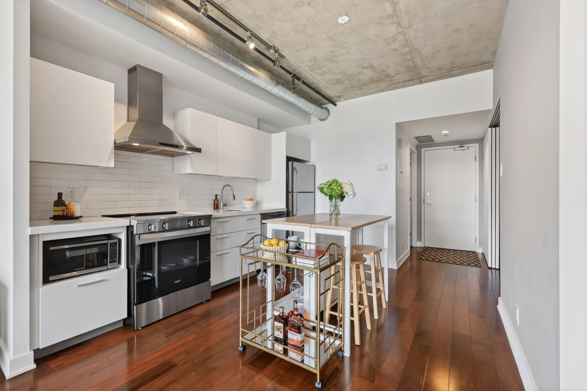 16-web-or-mls-360-mcleod-st.jpg