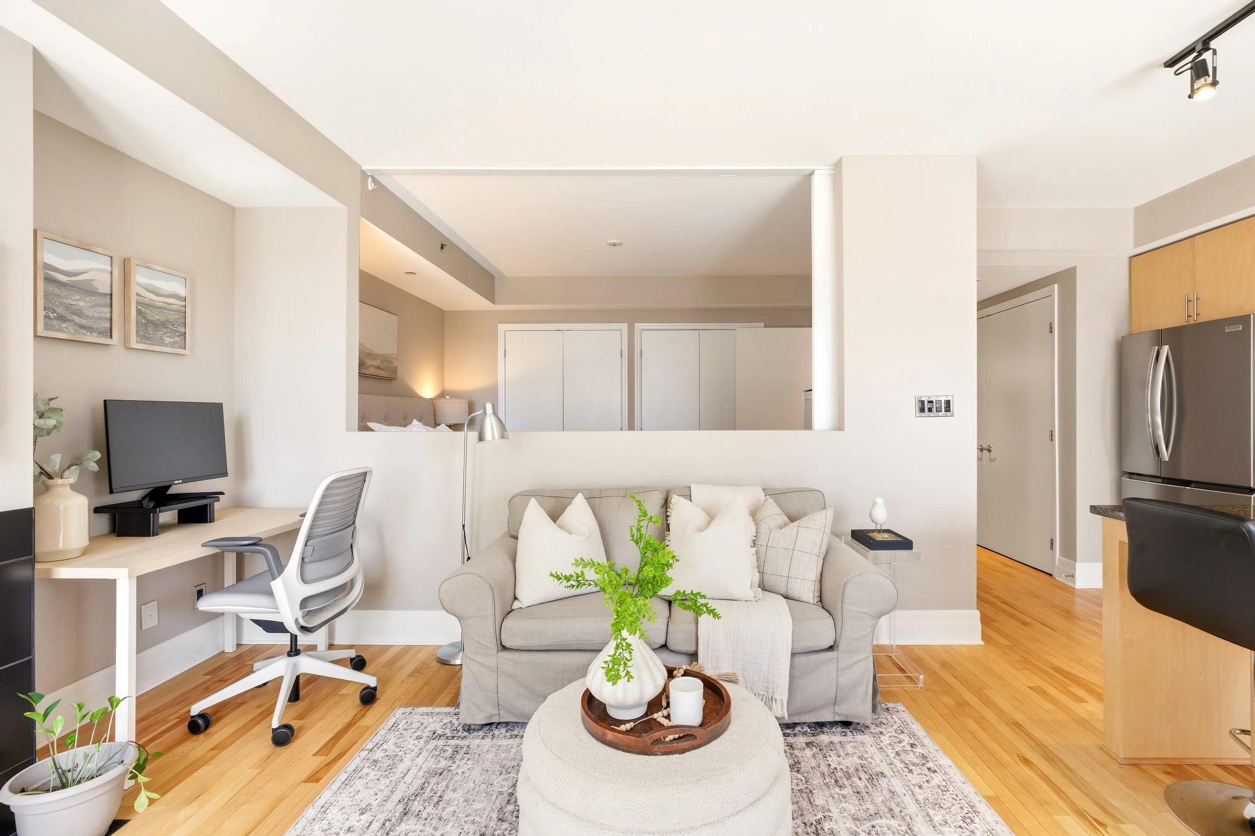 310-808BronsonAve-13.jpg