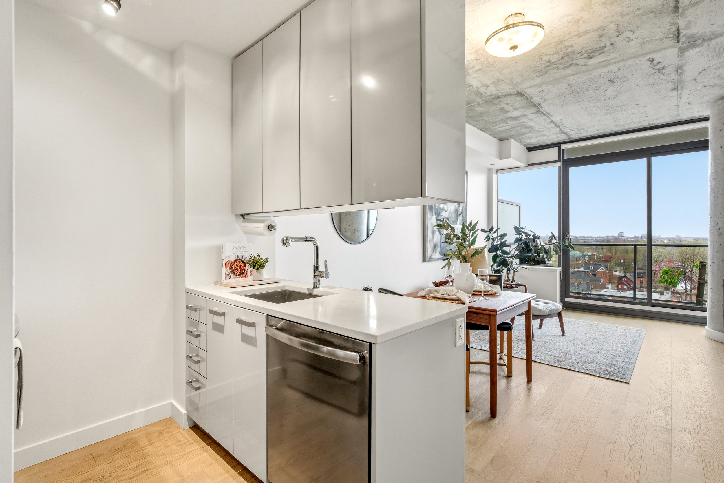 1004-224LyonSt-6.jpg