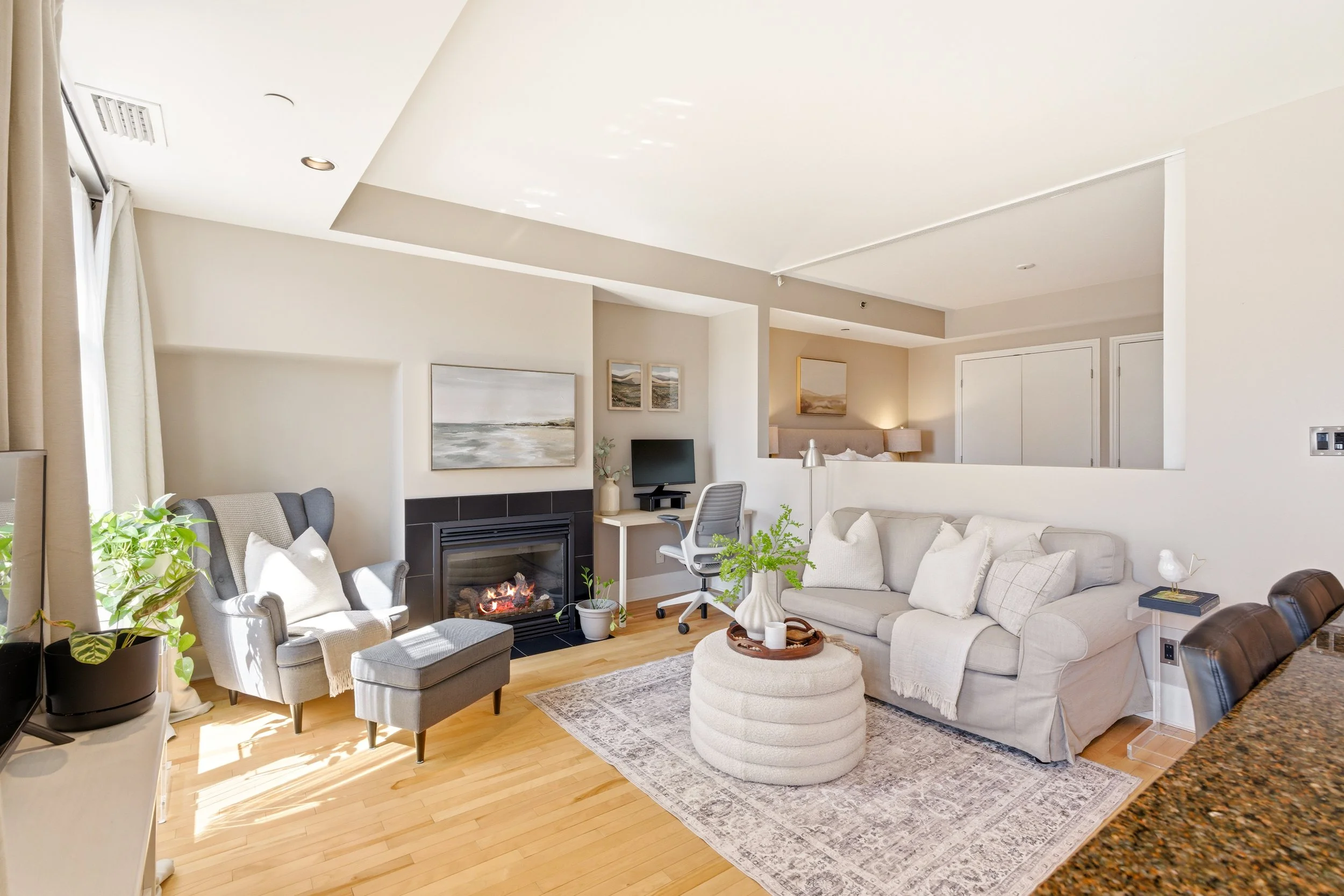 310-808BronsonAve-11.jpg