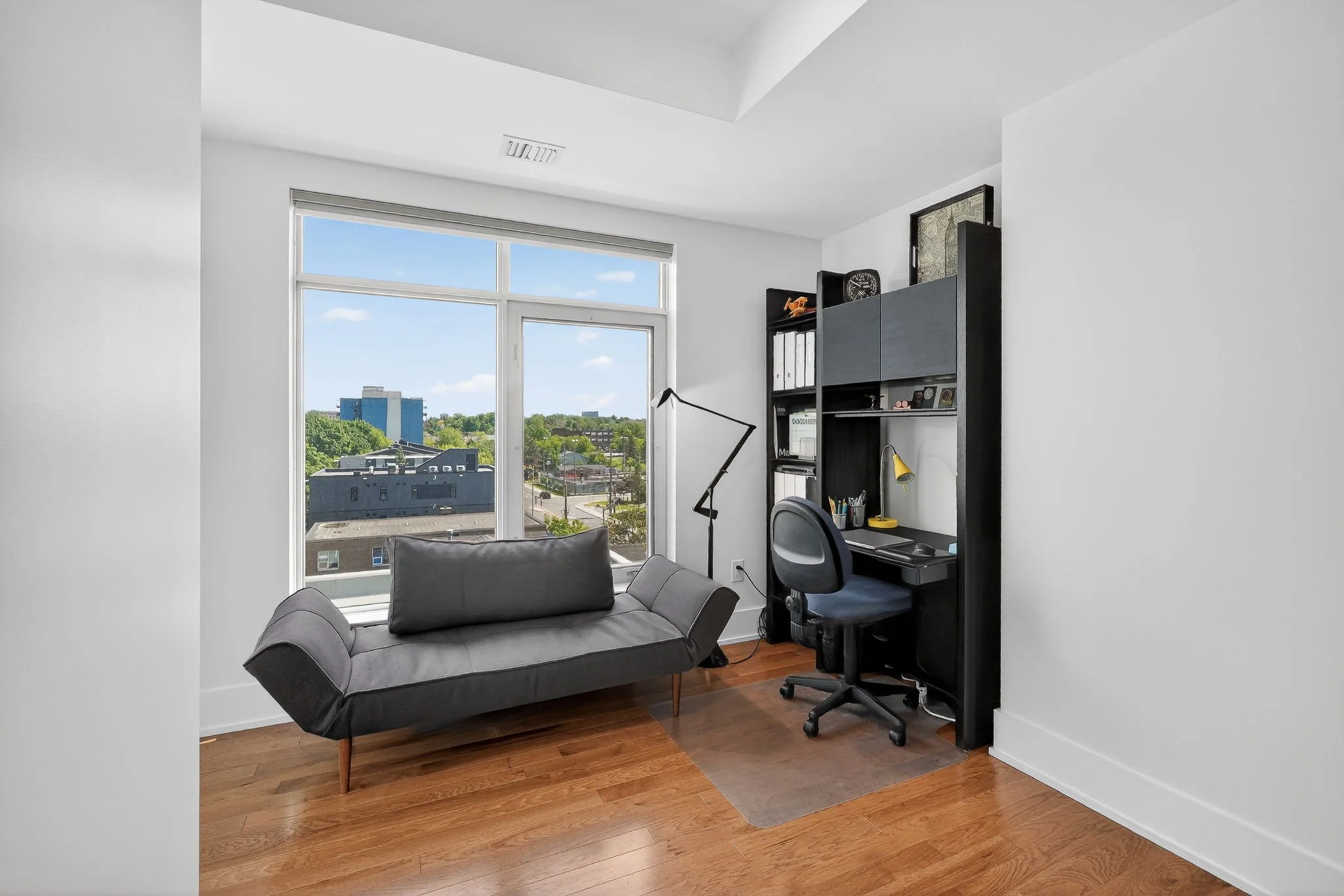 28-web-or-mls-131-holland-ave-602.jpg