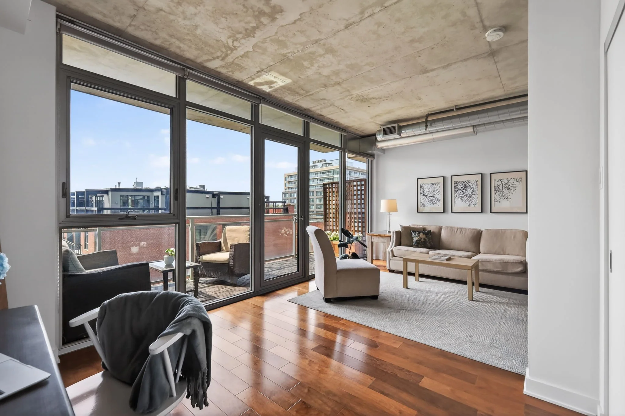 26-web-or-mls-360-mcleod-st.jpg