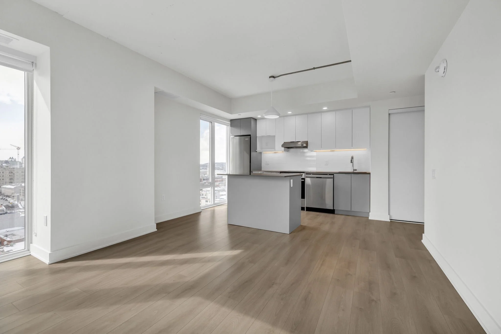 38-web-or-mls-199-rideau-st.jpg
