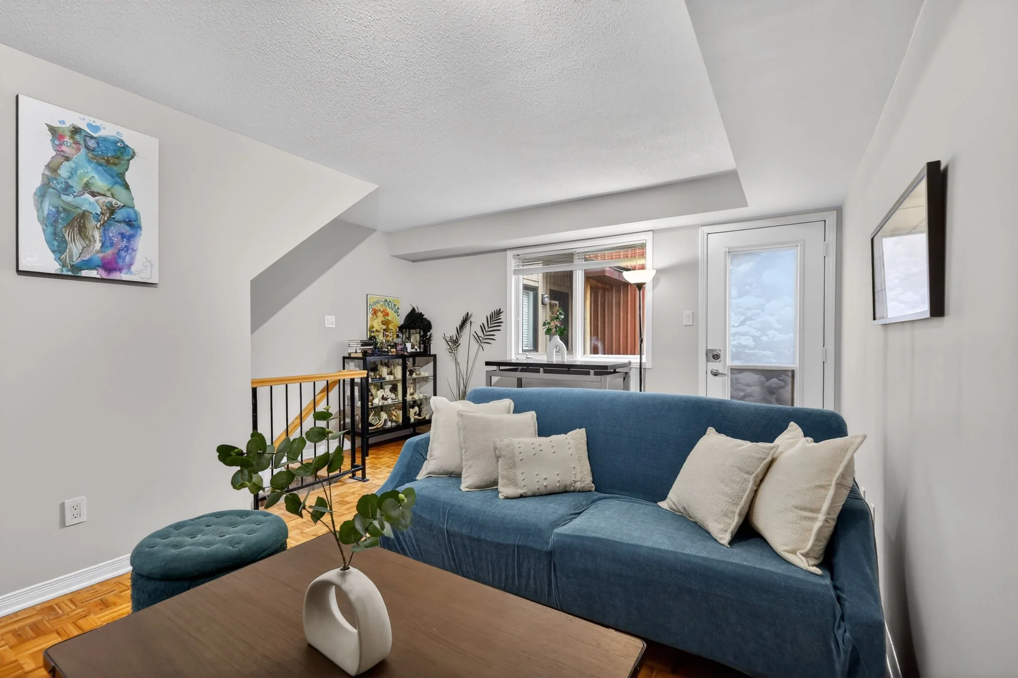 17-web-or-mls-272-king-edward-ave.jpg