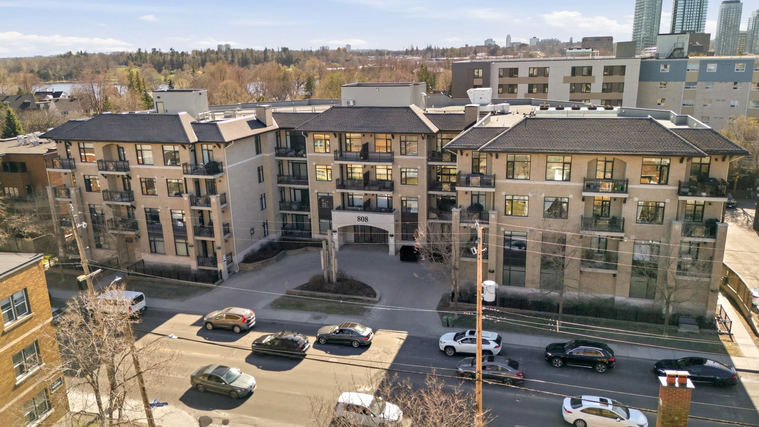 310-808BronsonAve-39.jpg