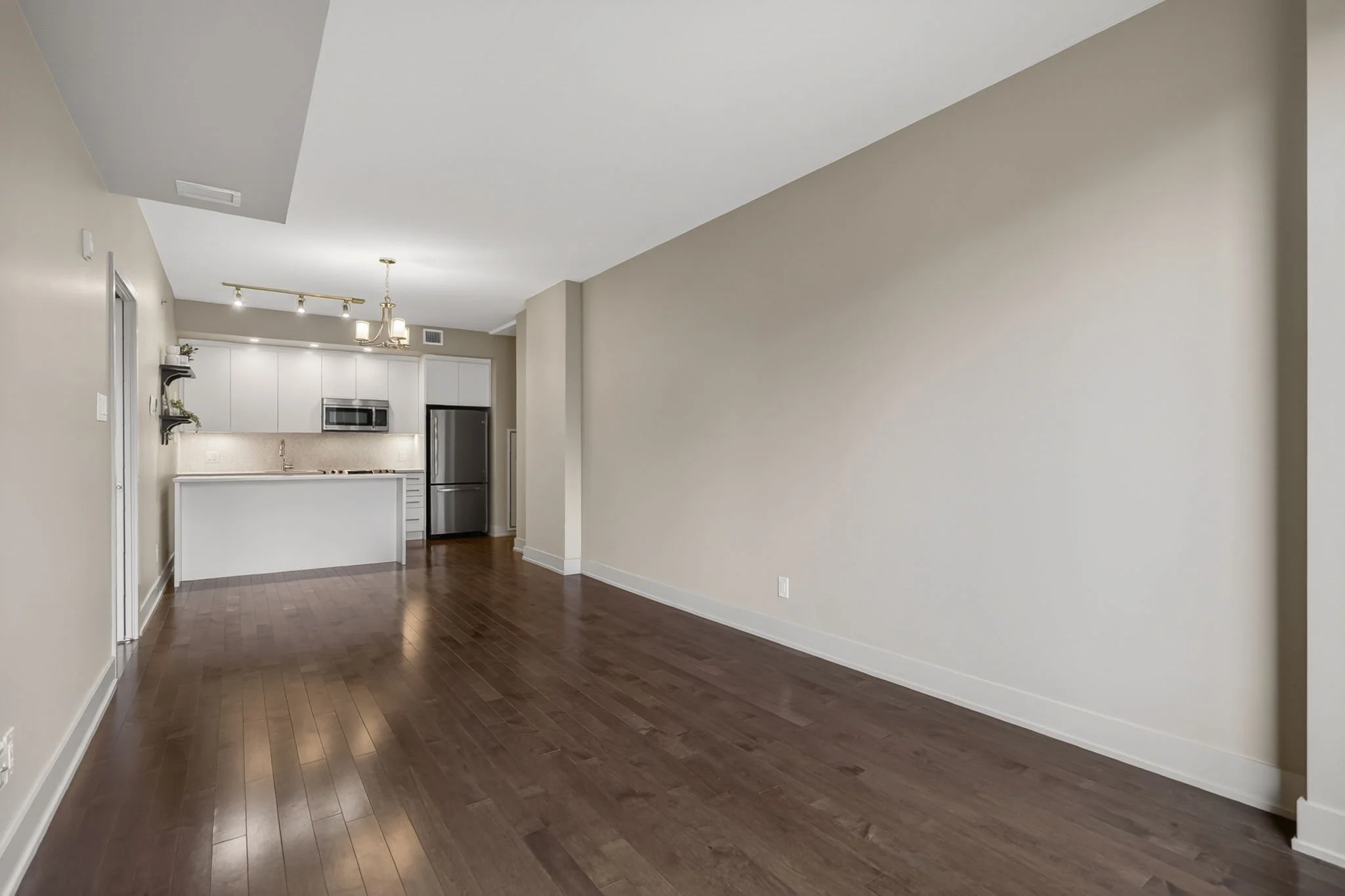 19-web-or-mls-108-richmond-rd-507.jpg