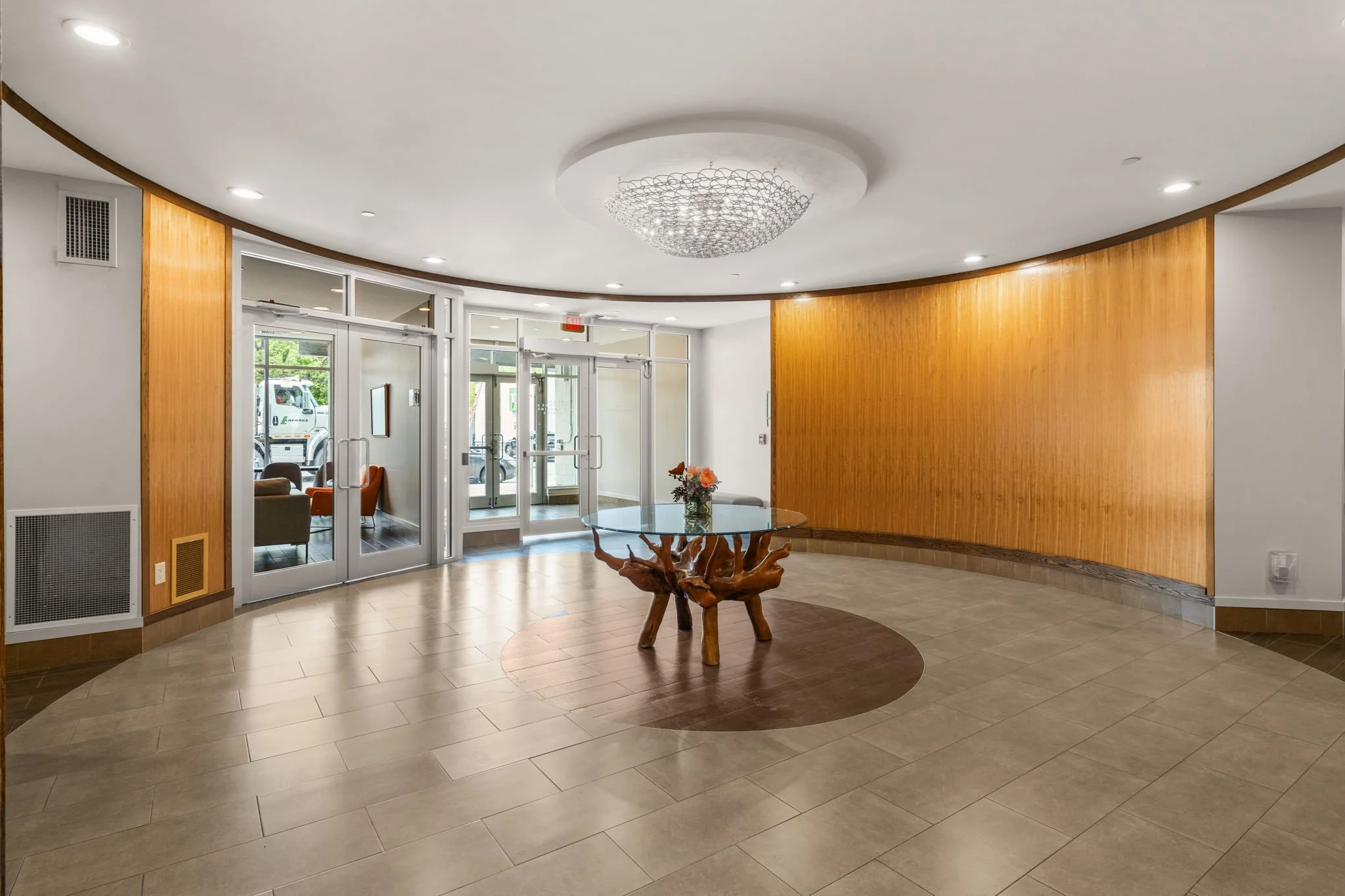 4-web-or-mls-131-holland-ave-602.jpg
