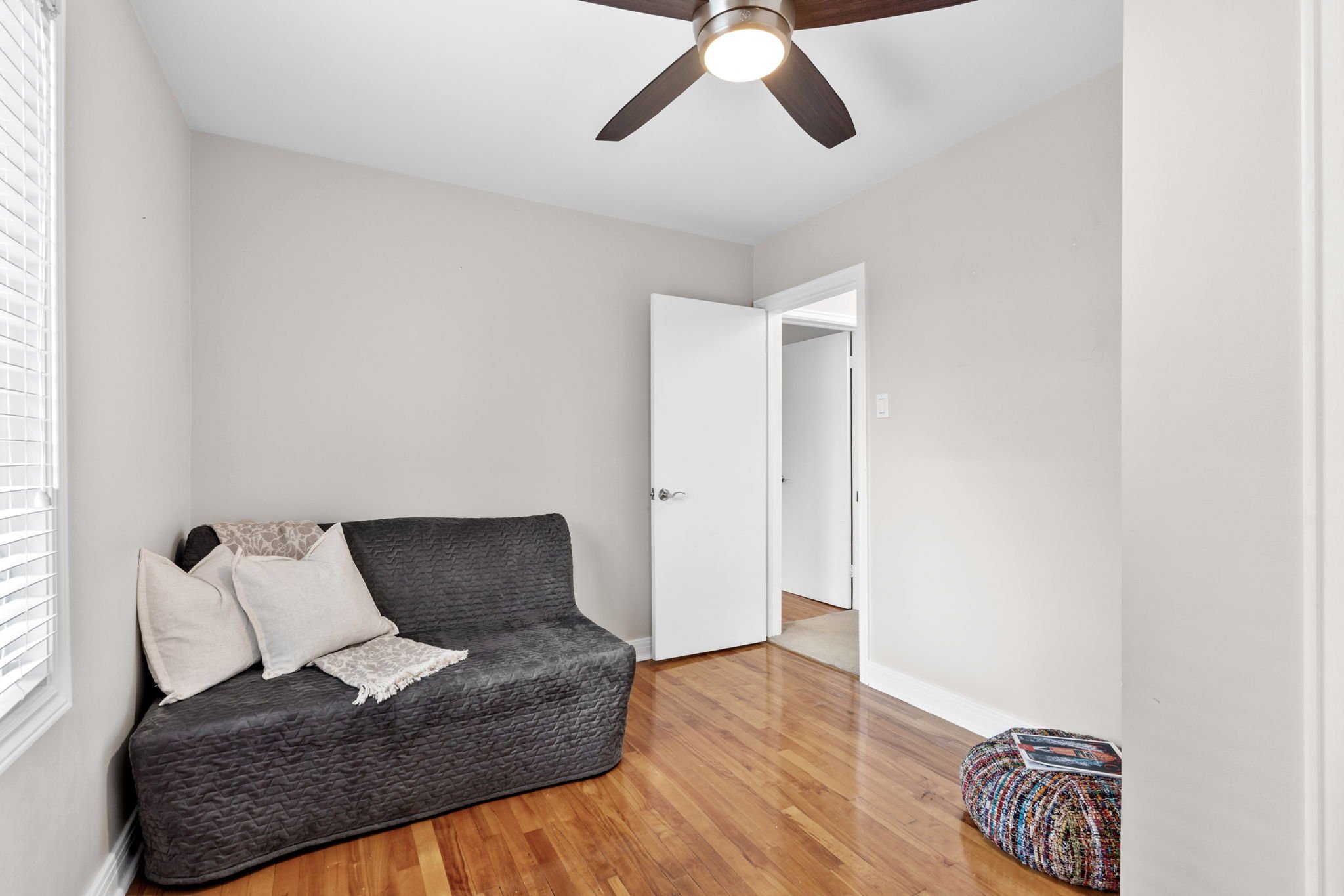 23-web-or-mls-659-alesther-st.jpg