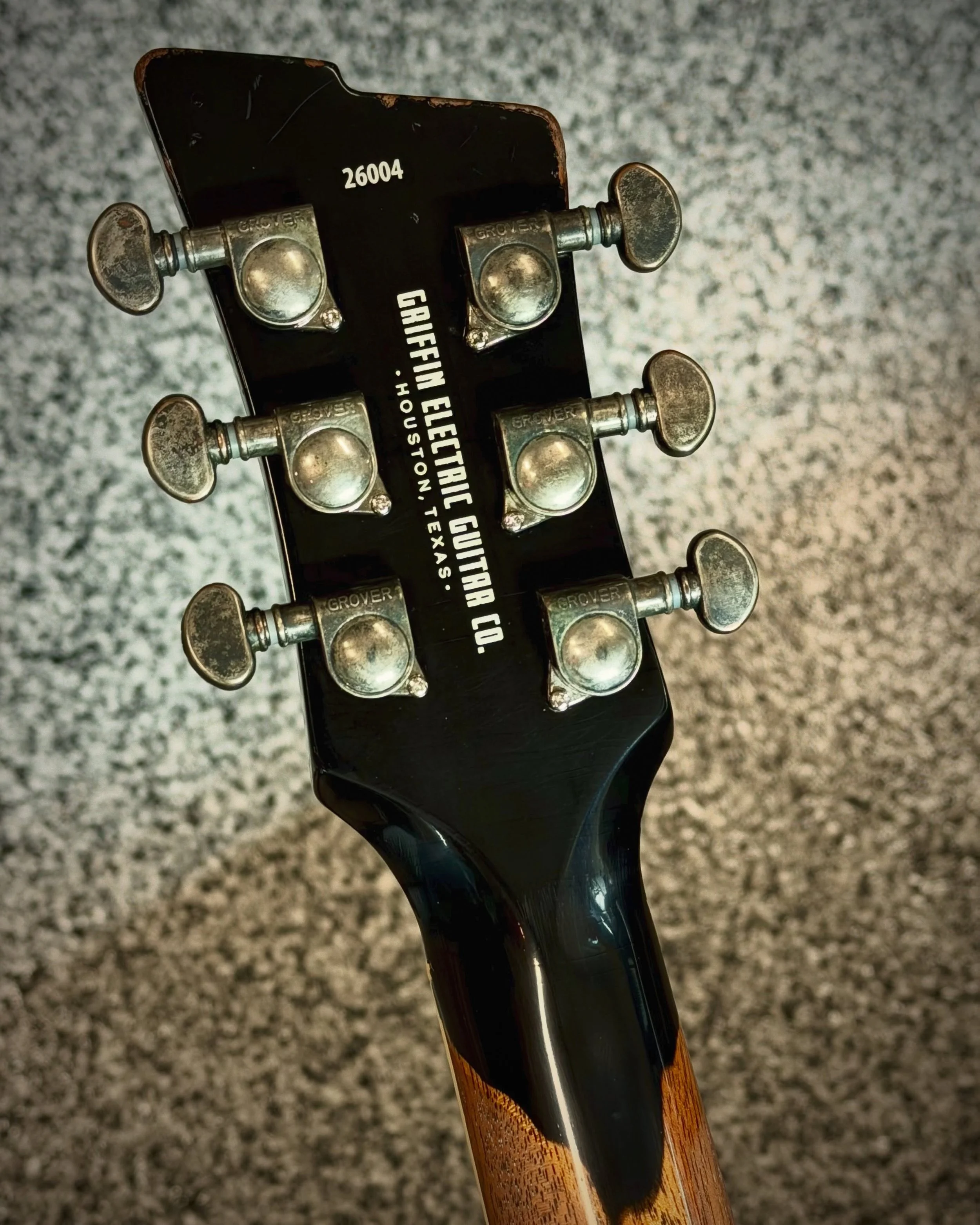 Today on the bench..
Finishing up this &lsquo;77 Custom in &ldquo;Old Black&rdquo; livery.  African Mahogany body and neck, bound Wenge fretboard. 
Getting her ready for photos and video demos. 
DM for info, this one is a beast!