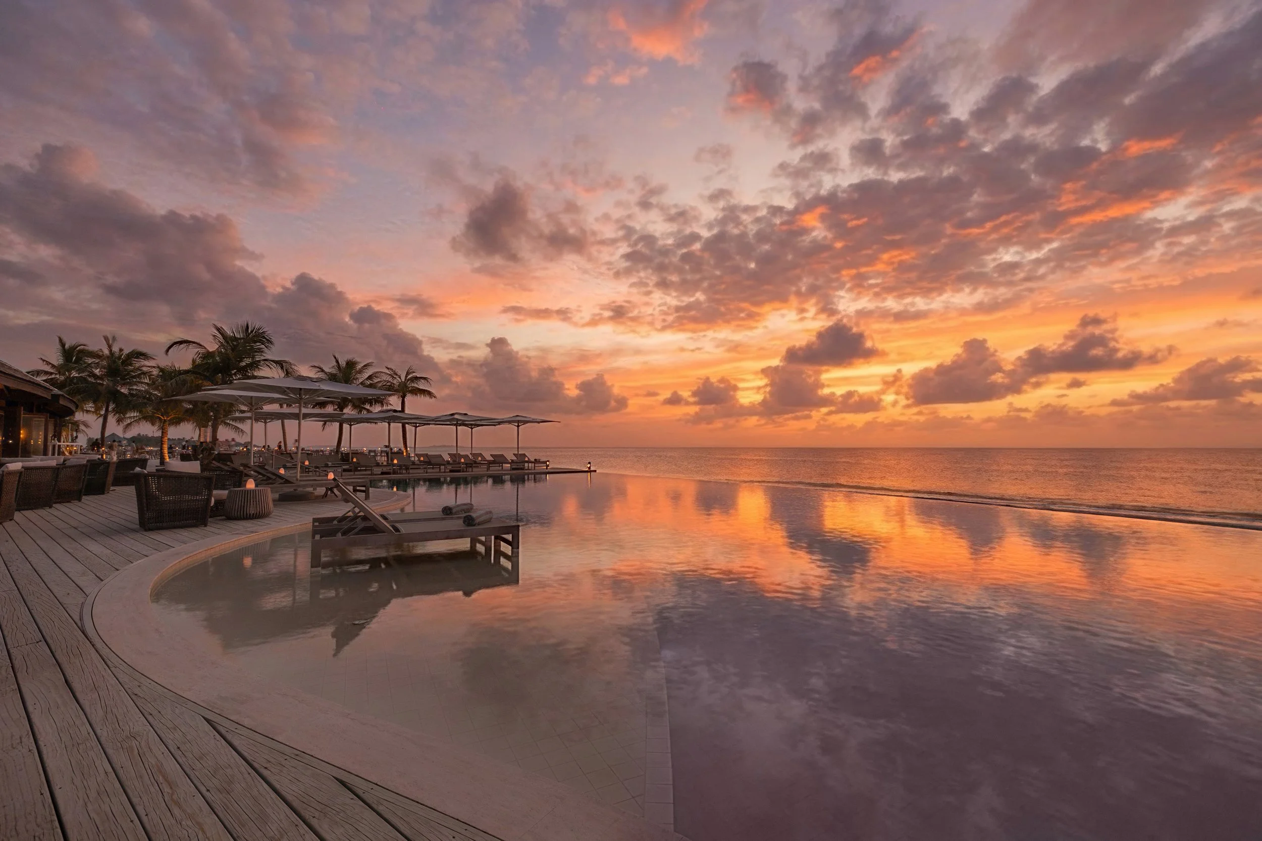 Jawakara_BonthiPool_SunsetView.jpg