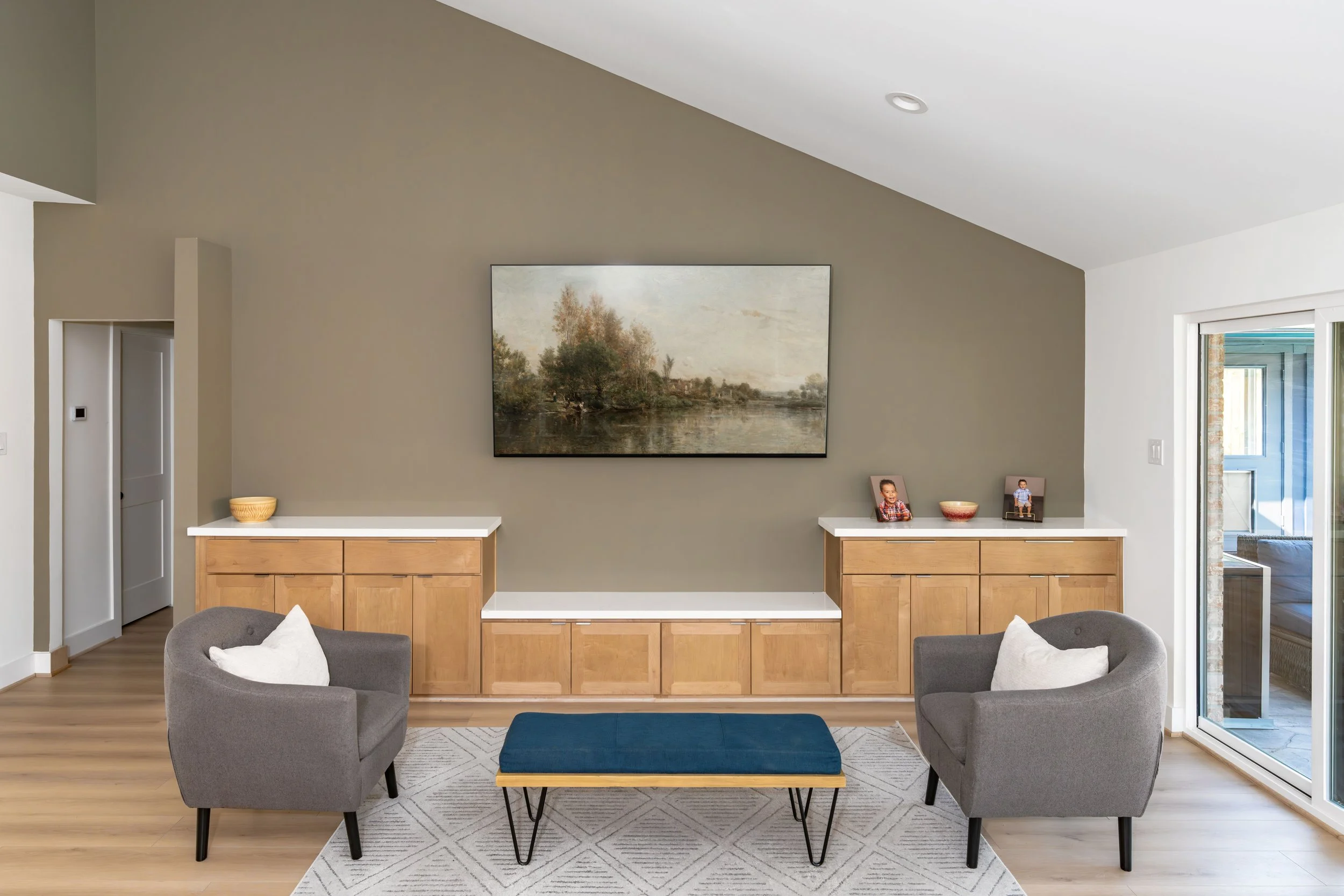 AXP01521-Living Room-Media Wall.jpg