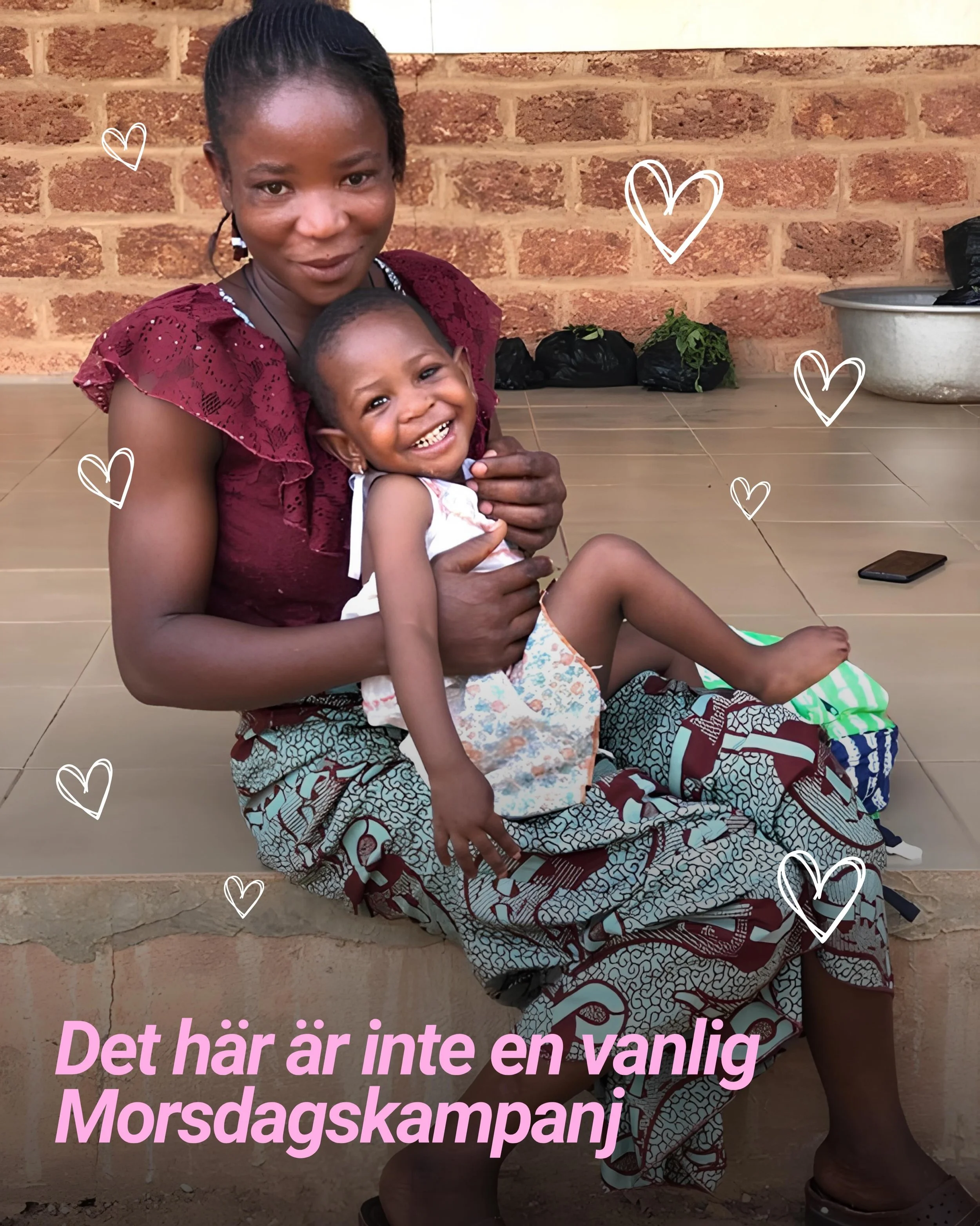 Yennenga Progress &auml;r byggt av modiga mammor som trodde p&aring; l&aring;ngsiktig f&ouml;r&auml;ndring n&auml;r ingen annan gjorde det. 🩷💙 

Det b&ouml;rjade med ett l&aring;ngsiktigt beslut: att starta en f&ouml;rskola f&ouml;r barnen i byn oc