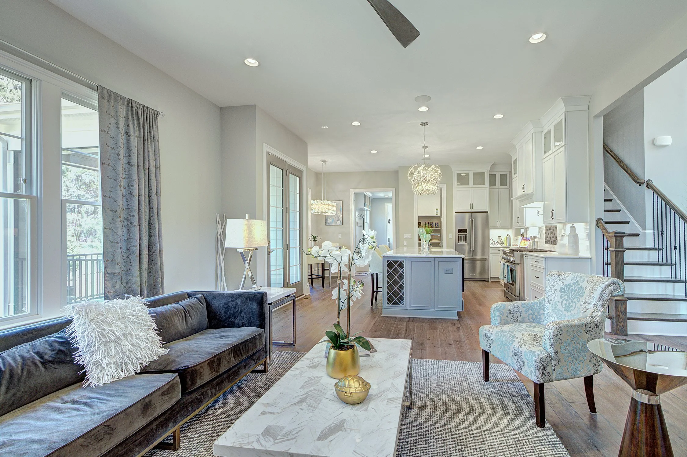 9438GreysonLivingC.jpg