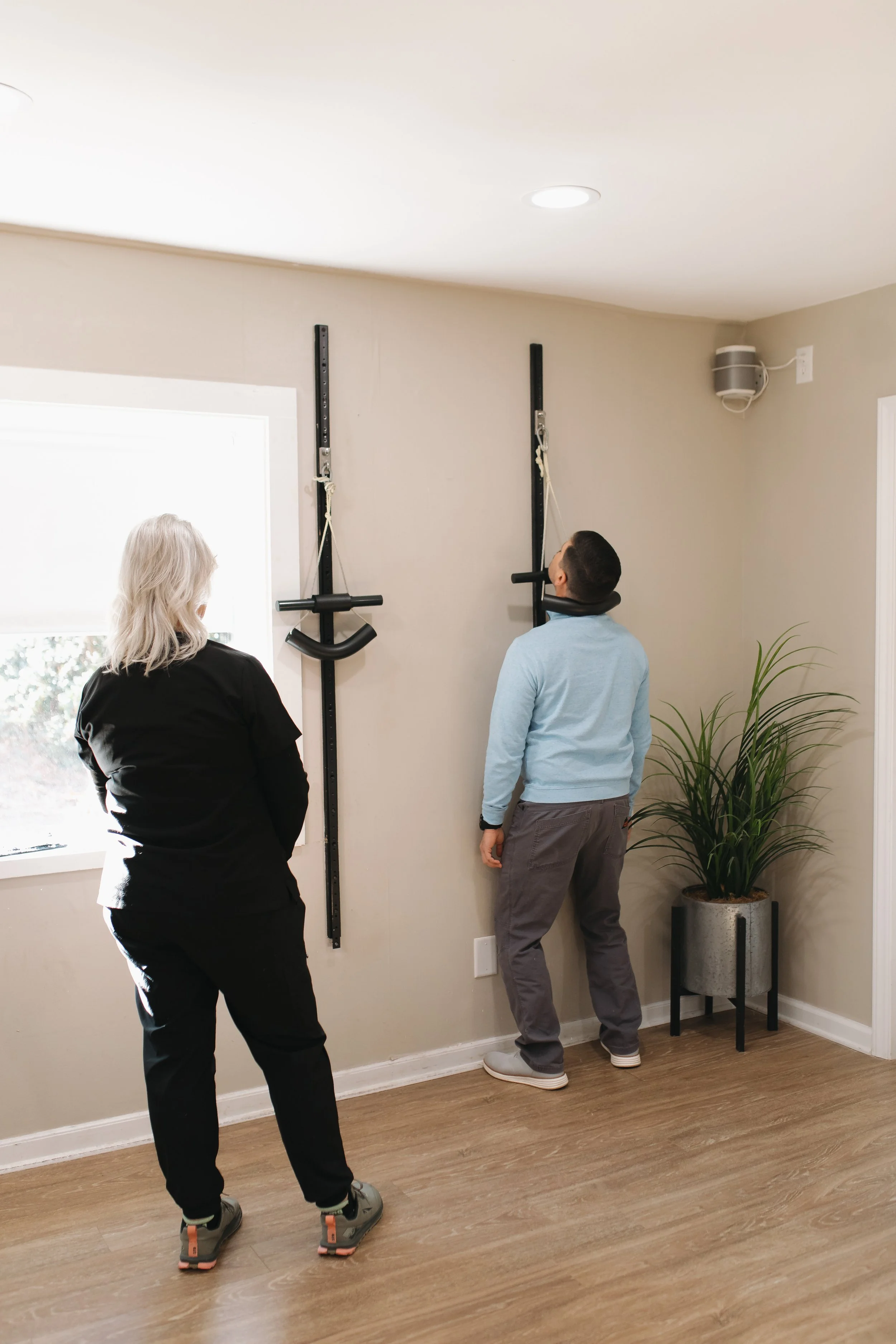 Chronic Pain vs Acute Pain: Why the Difference Matters