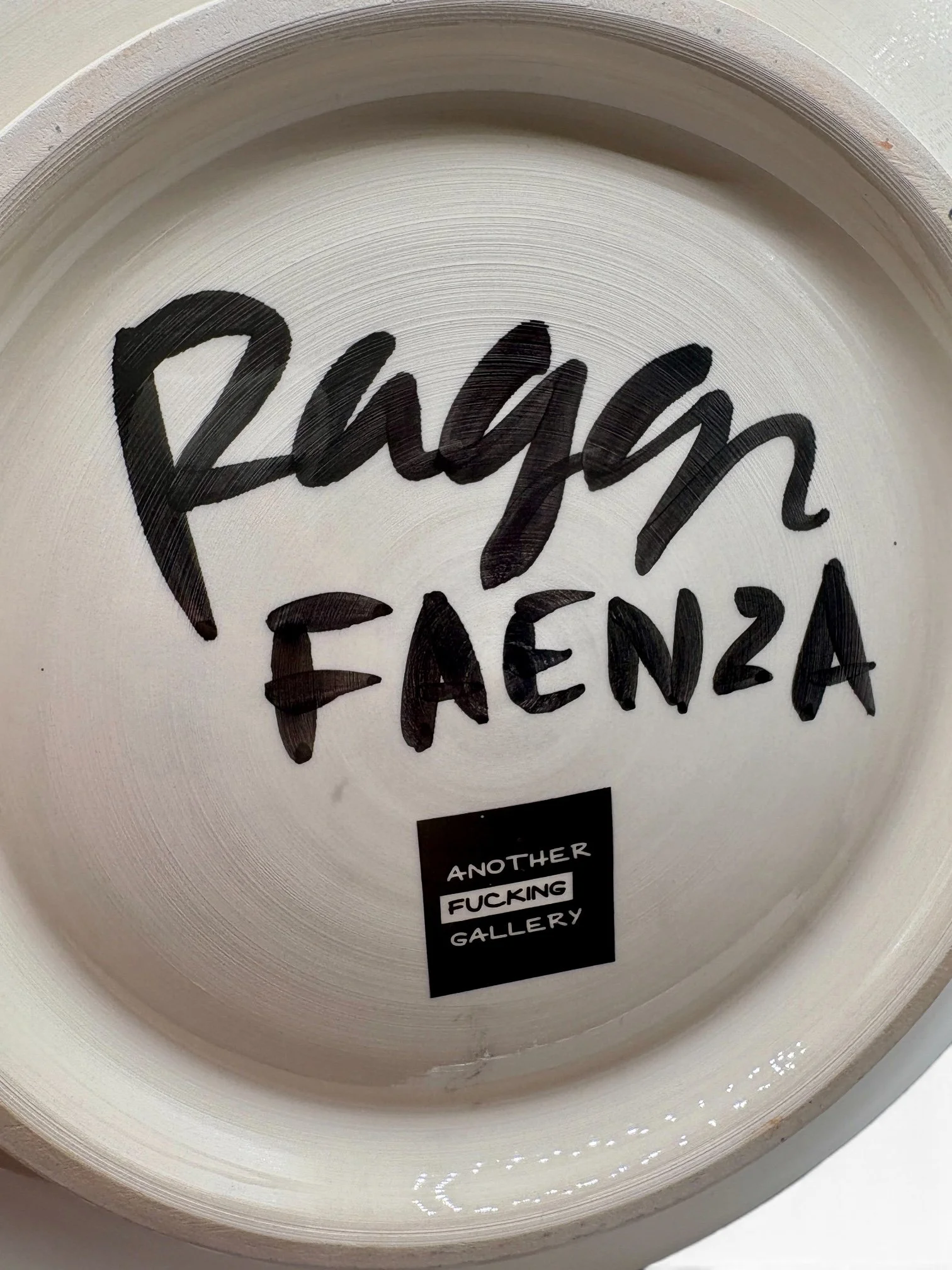 FAIENCE 5 luce raggi.JPG