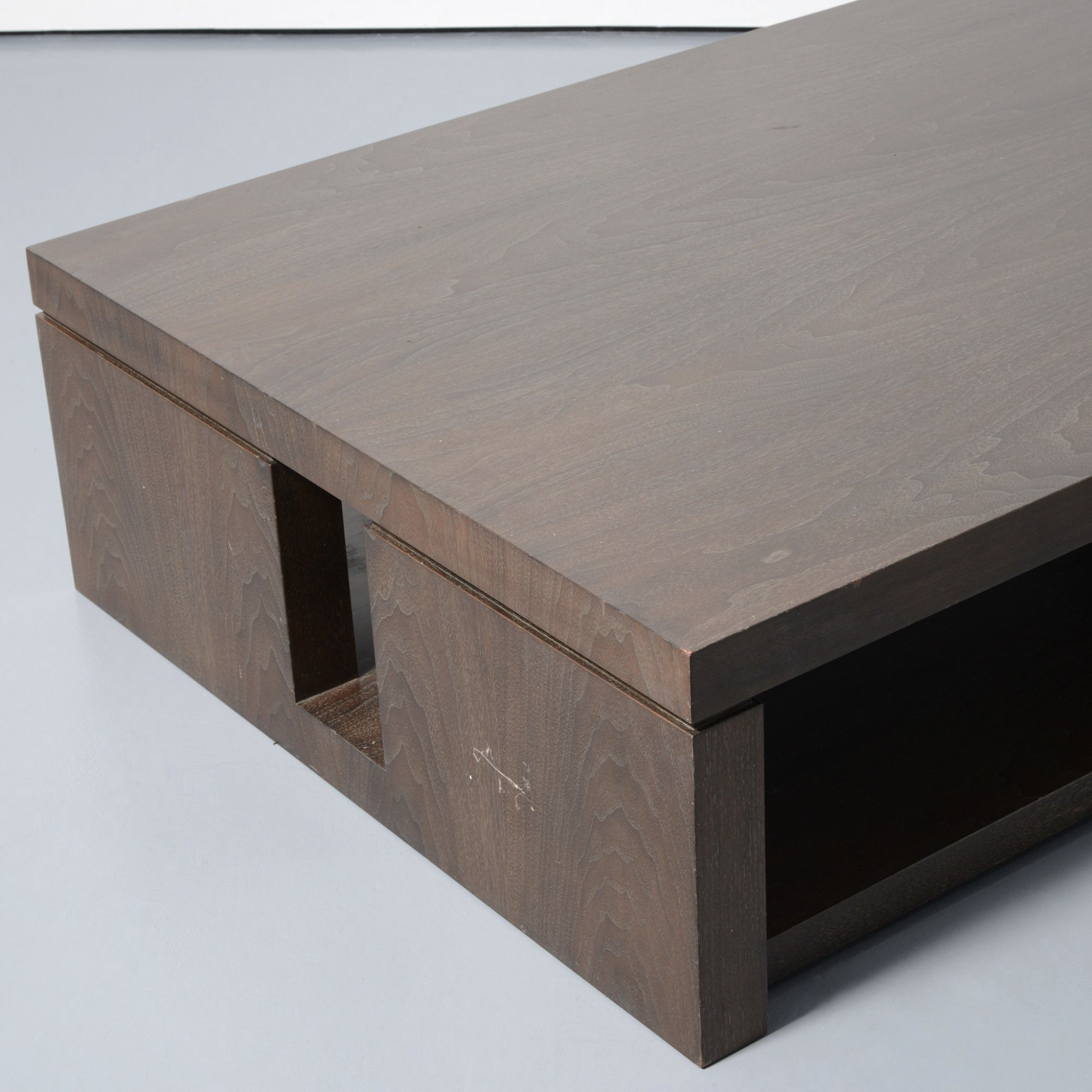 Holly Hunt Coffee Table 10.png
